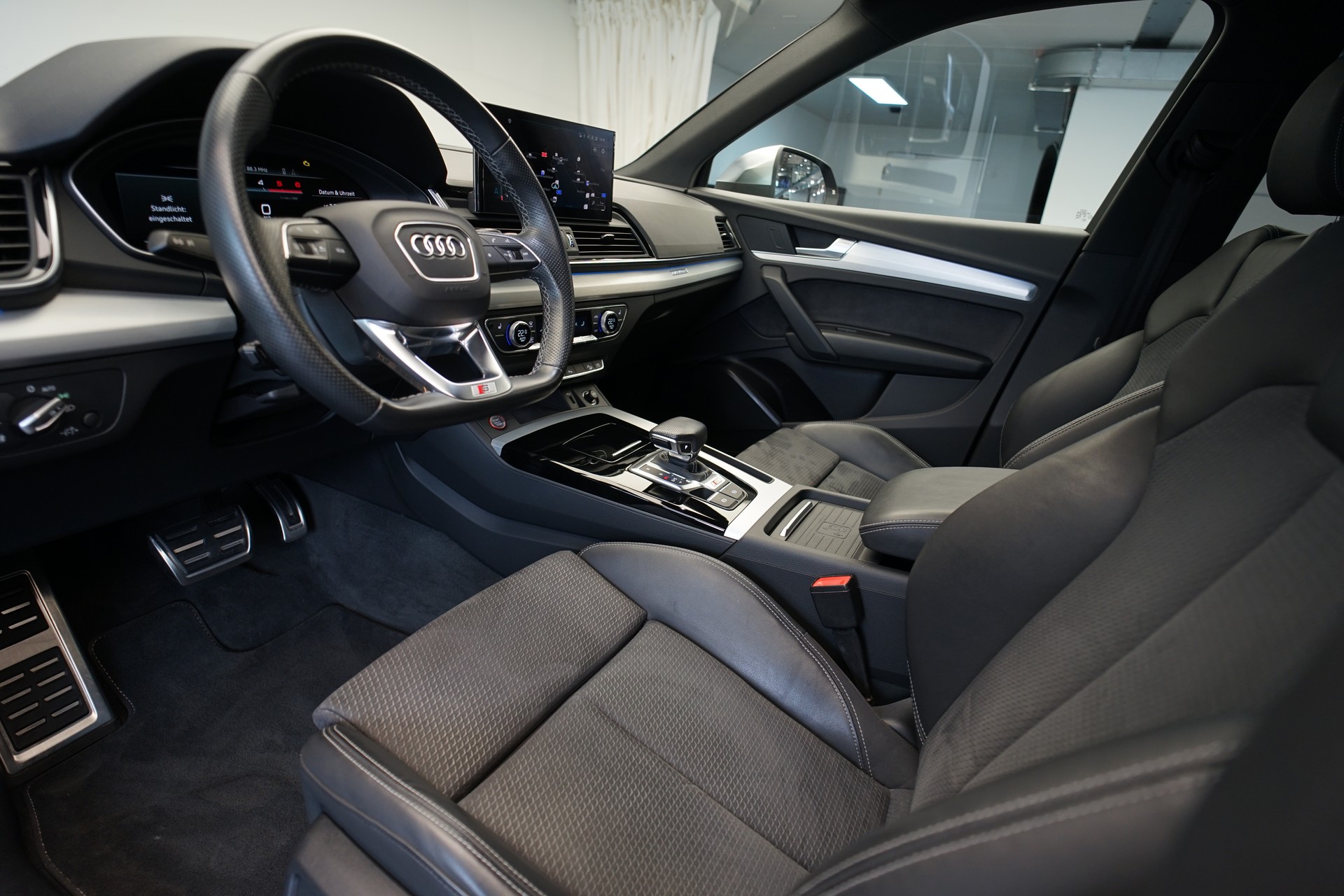 AUDI SQ5 TDI quattro tiptronic *AHK*-image-15