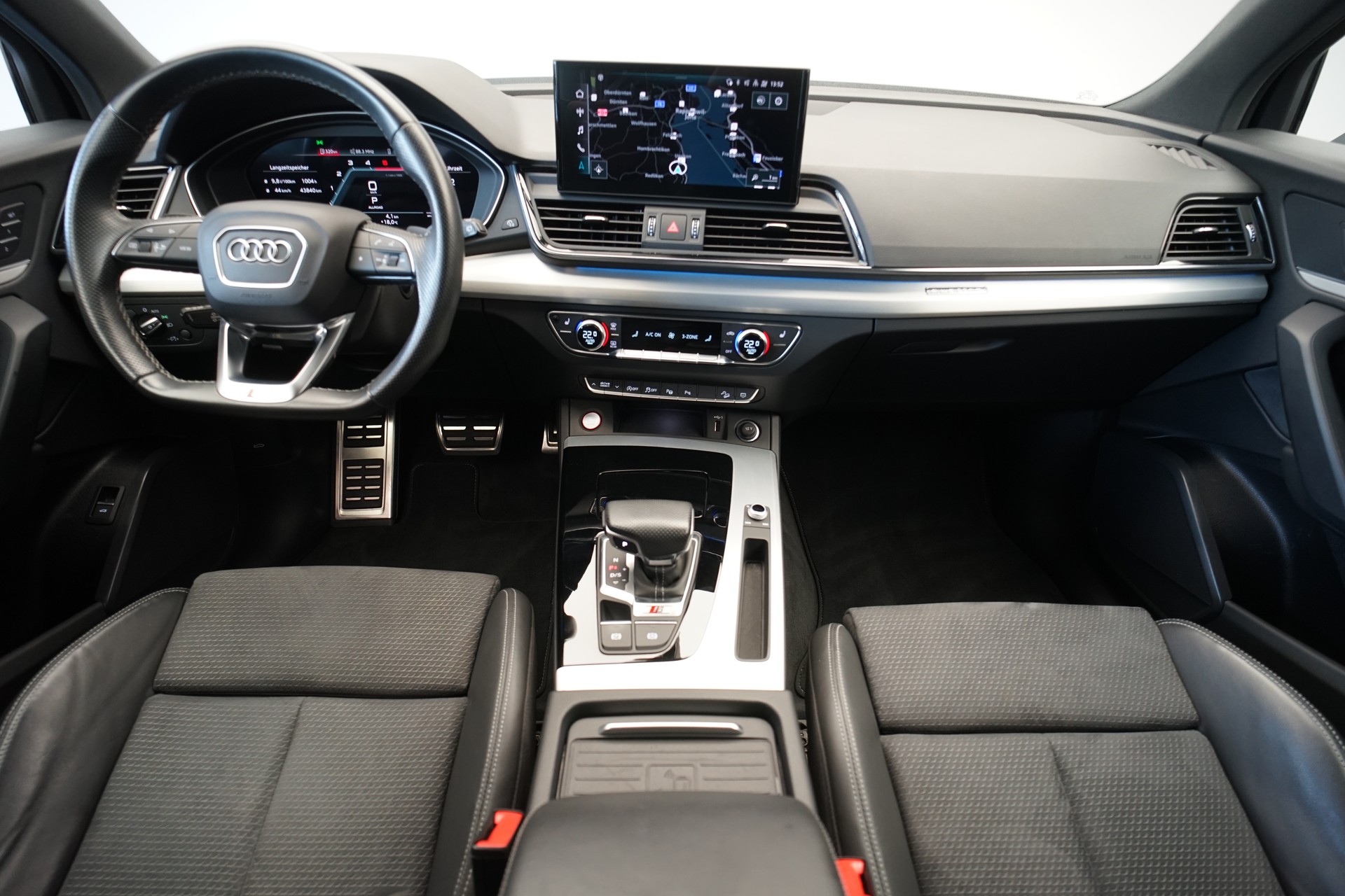 AUDI SQ5 TDI quattro tiptronic *AHK*-image-14