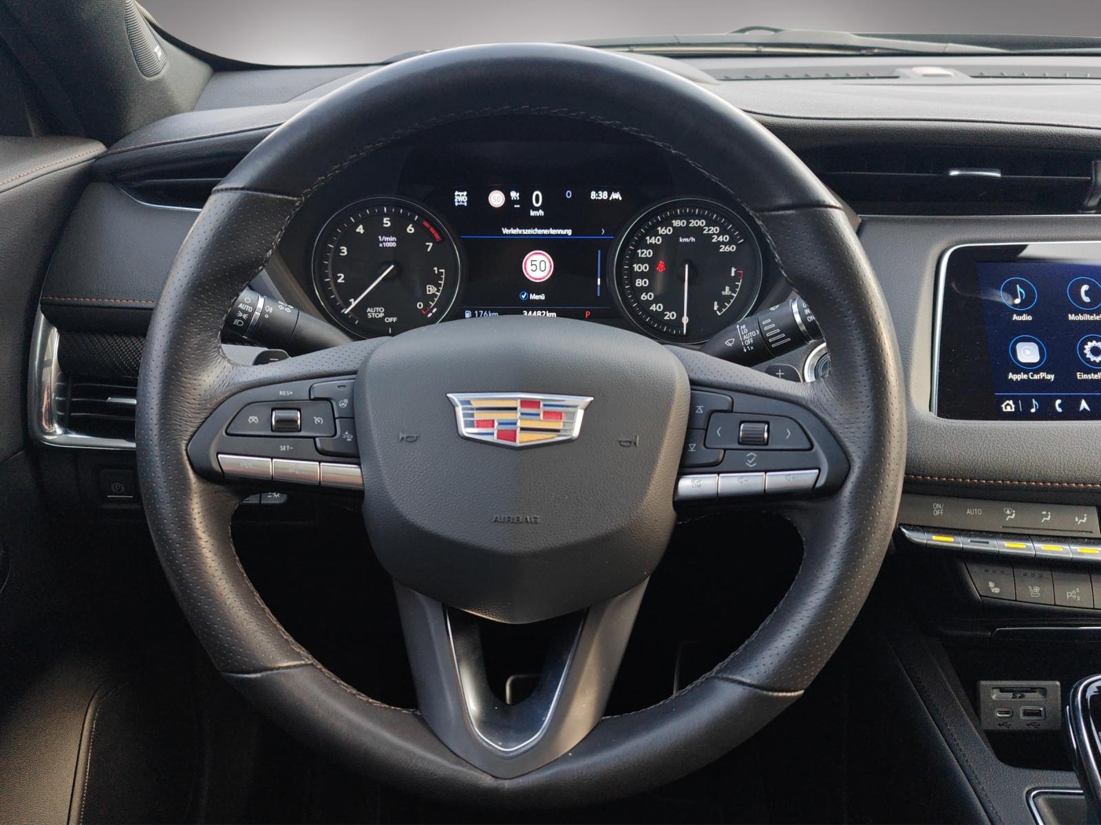 CADILLAC XT4 2.0 T Sport AWD-image-12