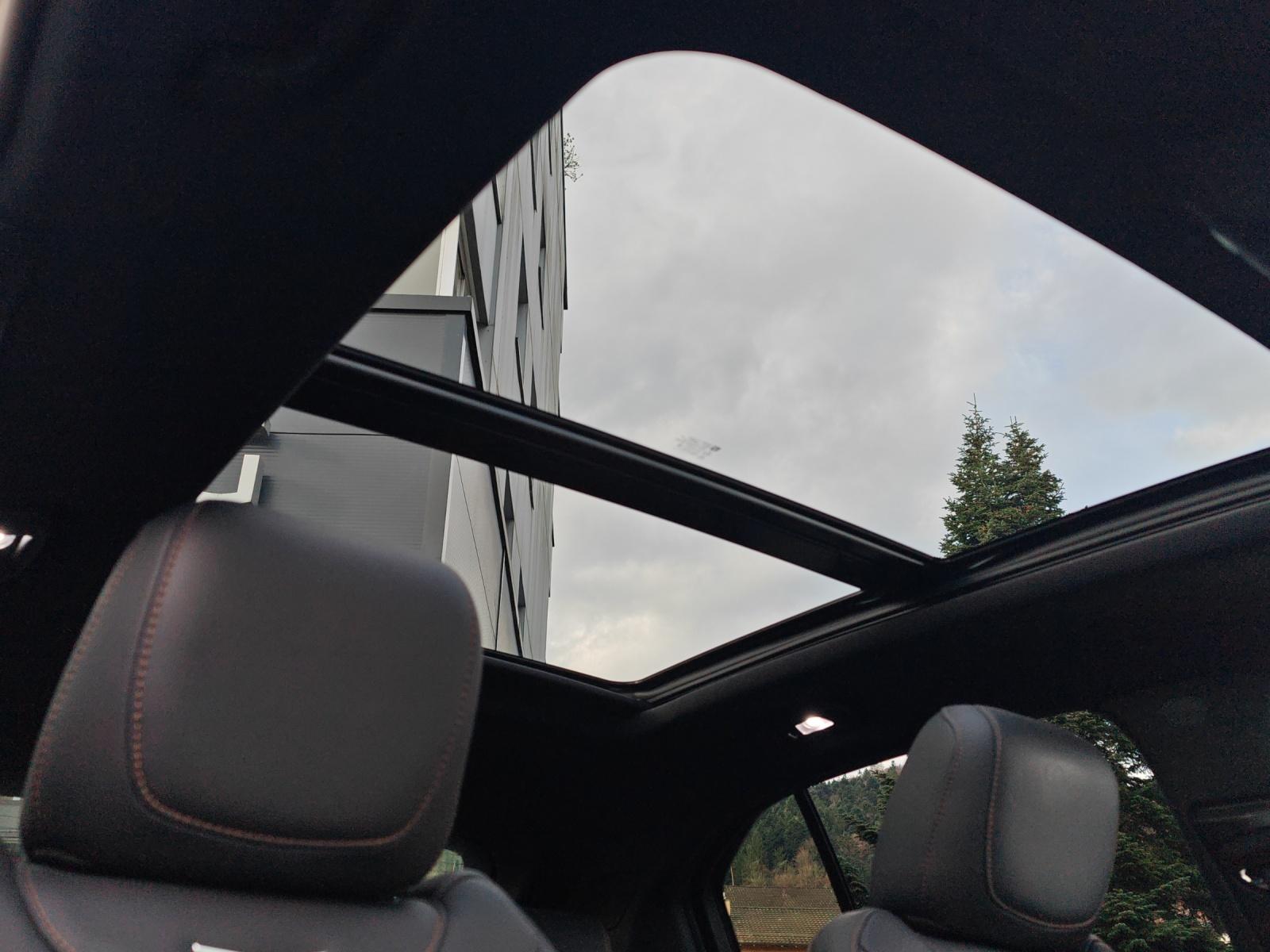 CADILLAC XT4 2.0 T Sport AWD-image-16