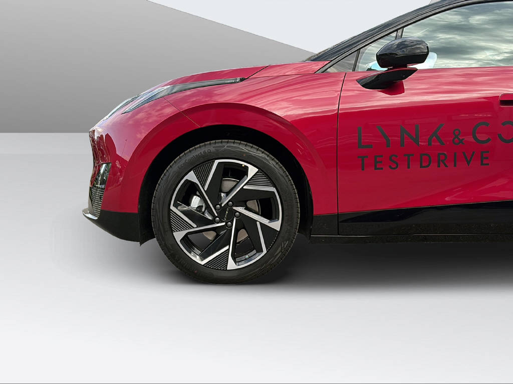 LYNK & CO 02-image-5