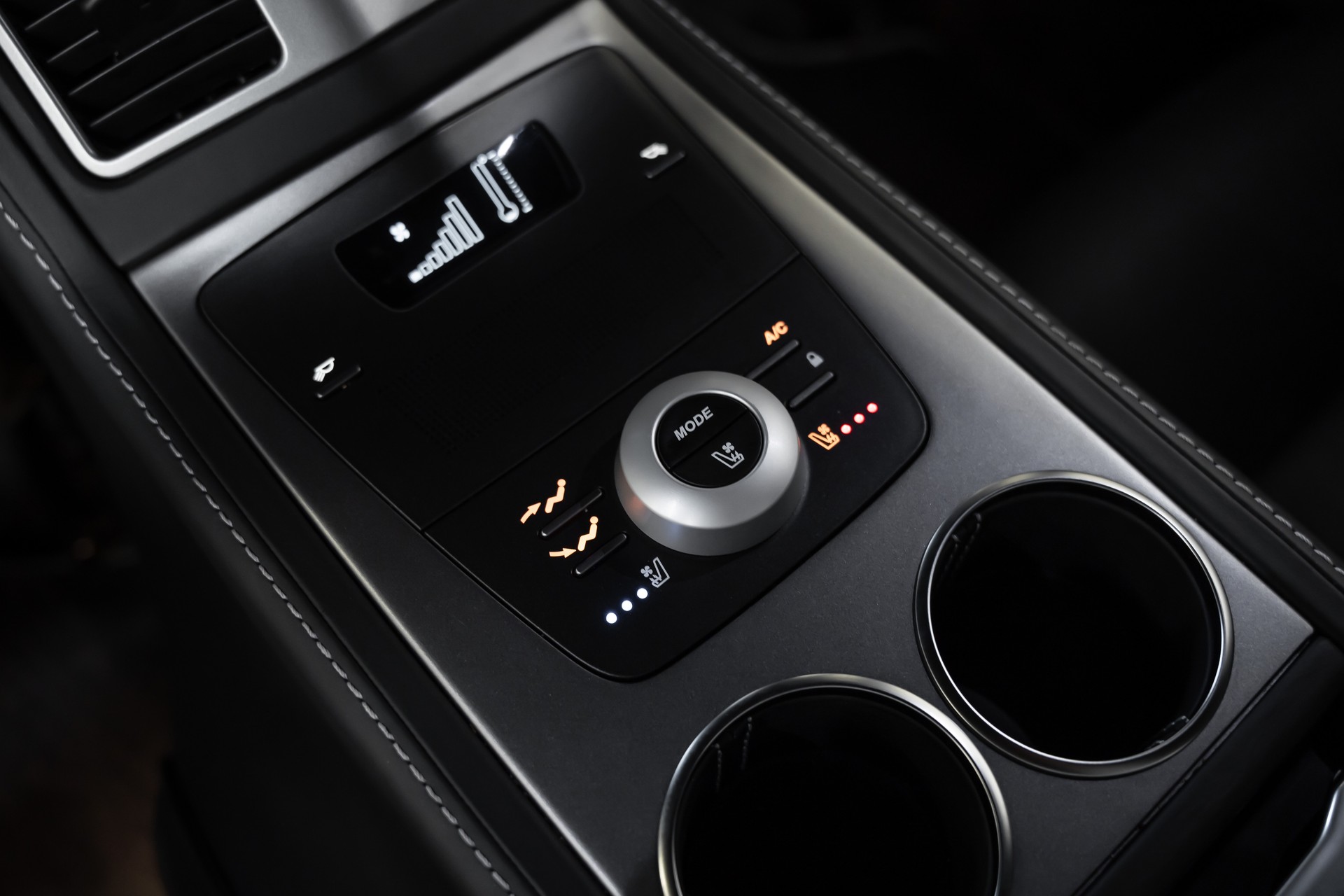 ASTON MARTIN * Rapide 5.9 V12 * ZU EINEM UNSCHLAGBAREN PREIS * LEASING AB 376.- *-image-28