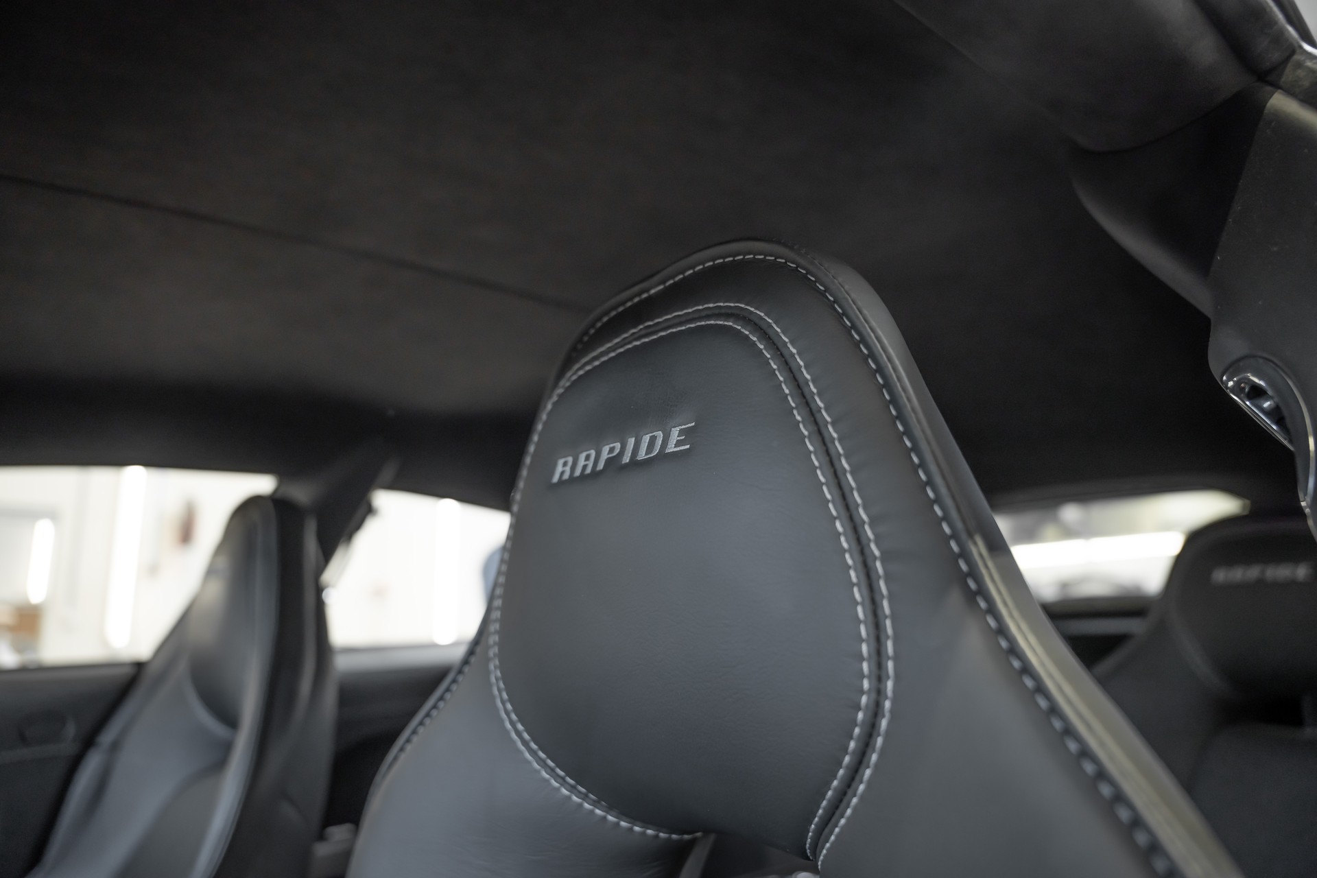 ASTON MARTIN * Rapide 5.9 V12 * ZU EINEM UNSCHLAGBAREN PREIS * LEASING AB 376.- *-image-12