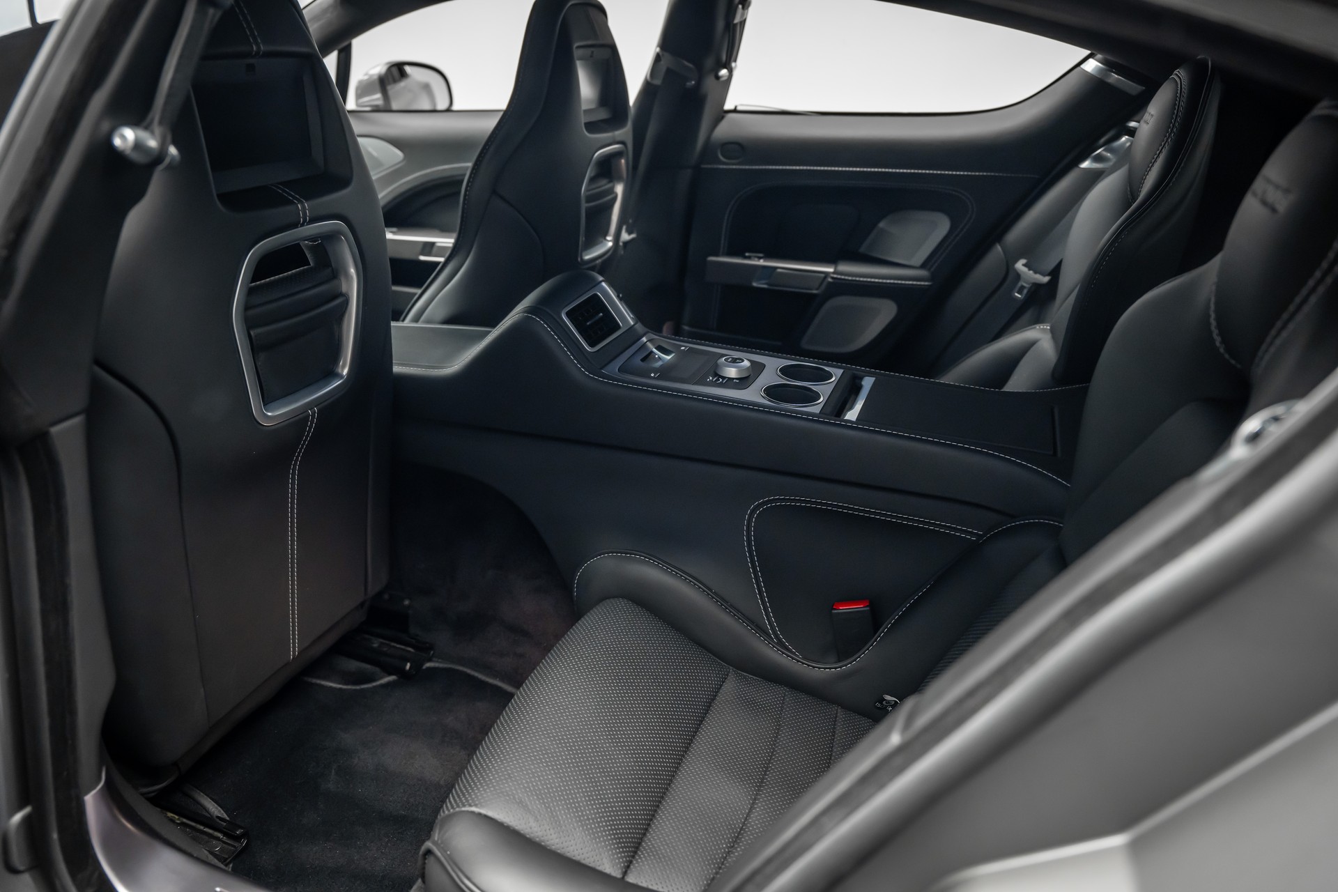 ASTON MARTIN * Rapide 5.9 V12 * ZU EINEM UNSCHLAGBAREN PREIS * LEASING AB 362.- *-image-12
