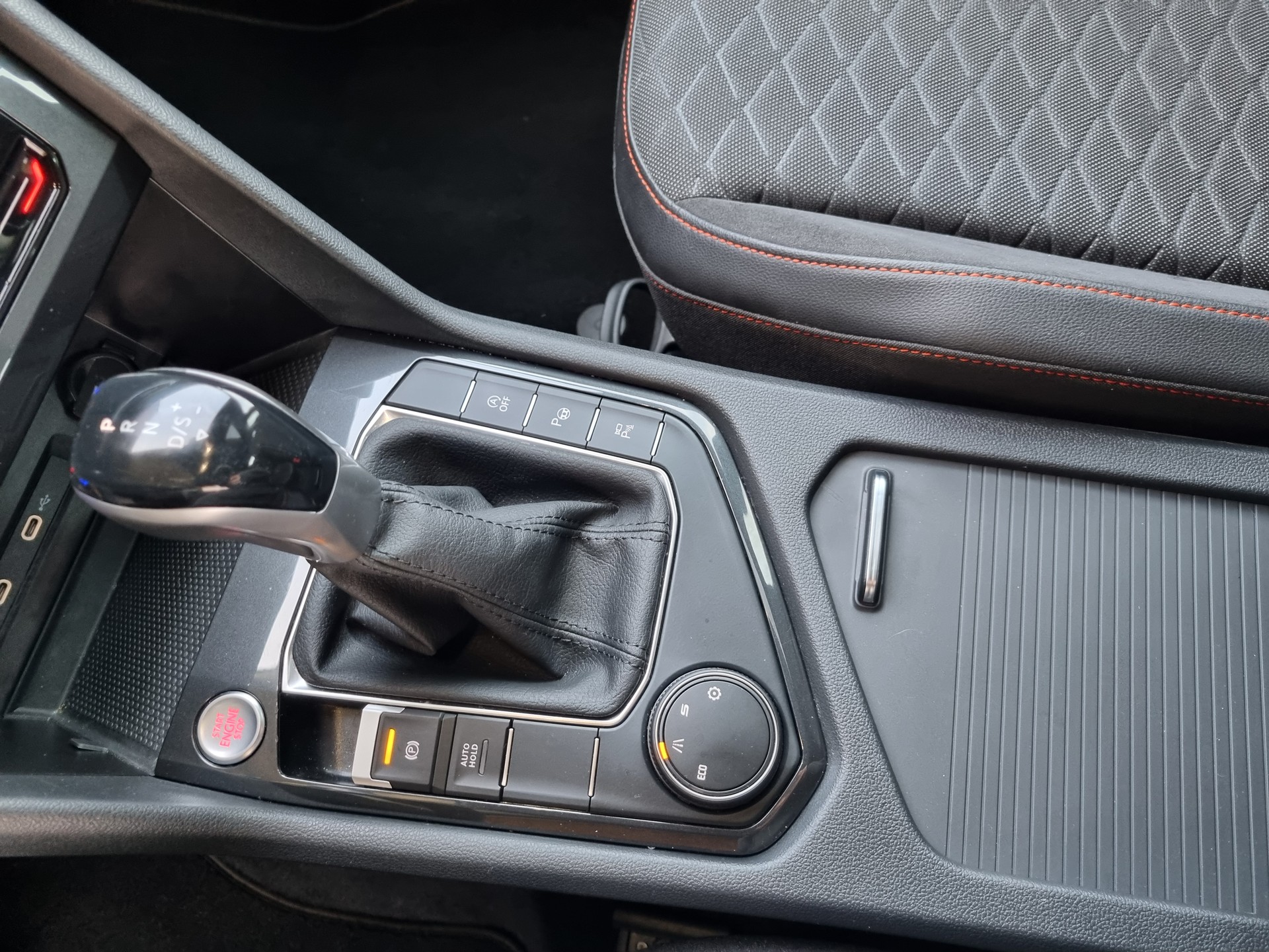 SEAT Tarraco 1.5TSI EVO DSG FR-image-18