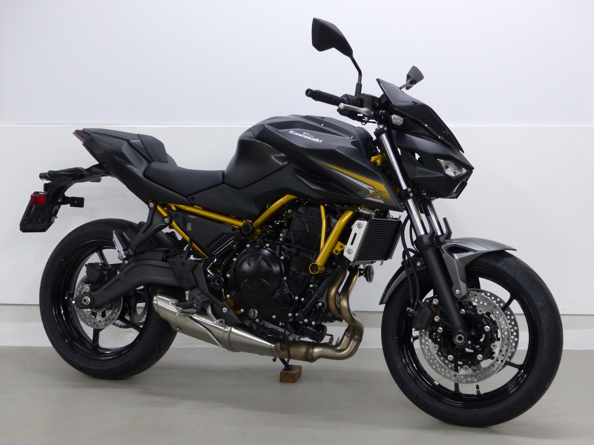 KAWASAKI Z 650 S ABS Sport 35kW MY26-image-1