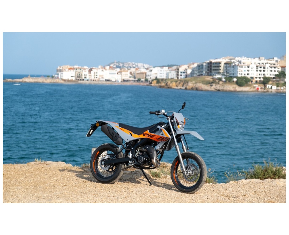 RIEJU MRT 50 SM Matt Grey-image-4