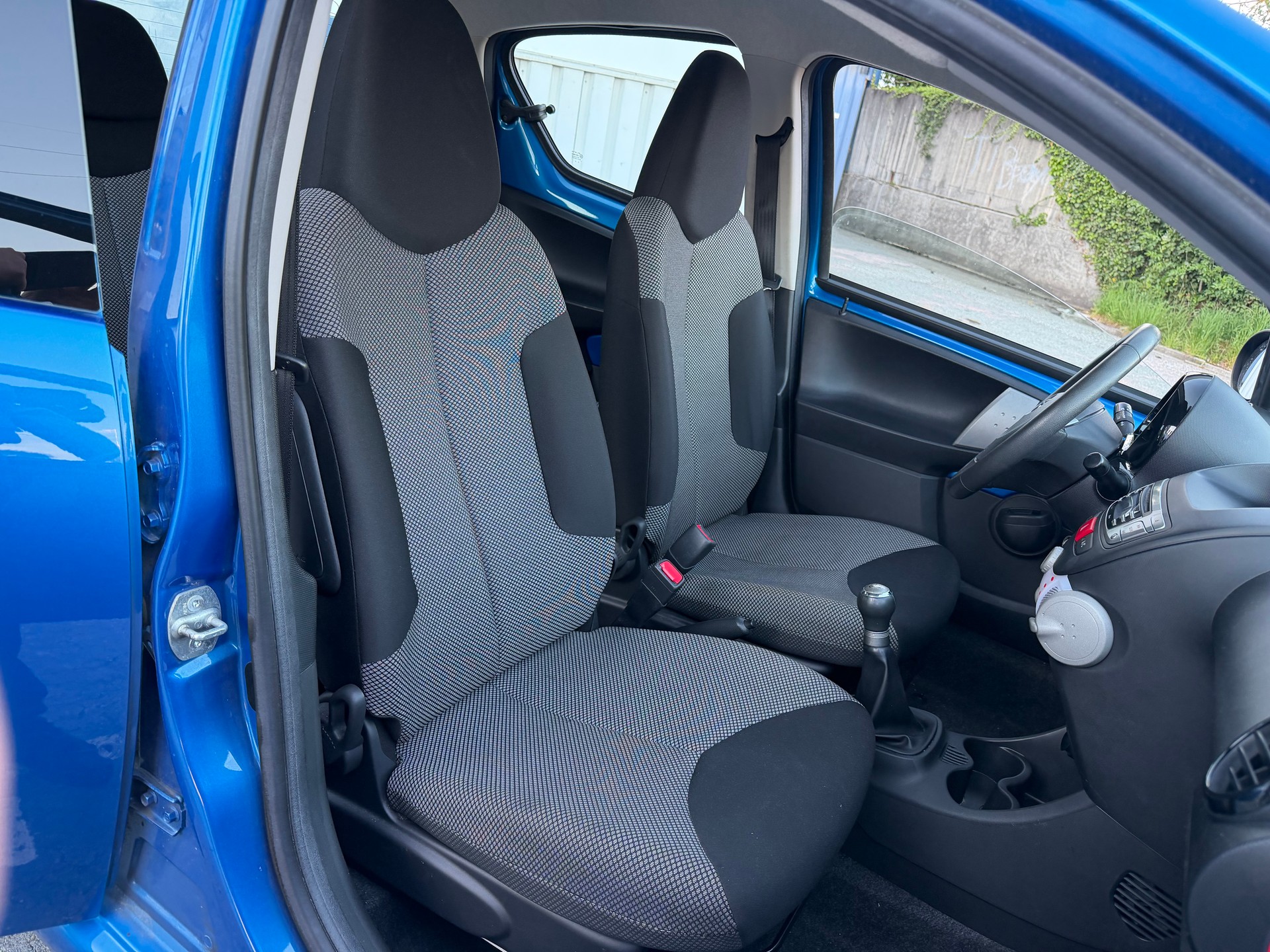 TOYOTA Aygo 1.0 VVT-i Luna-image-10
