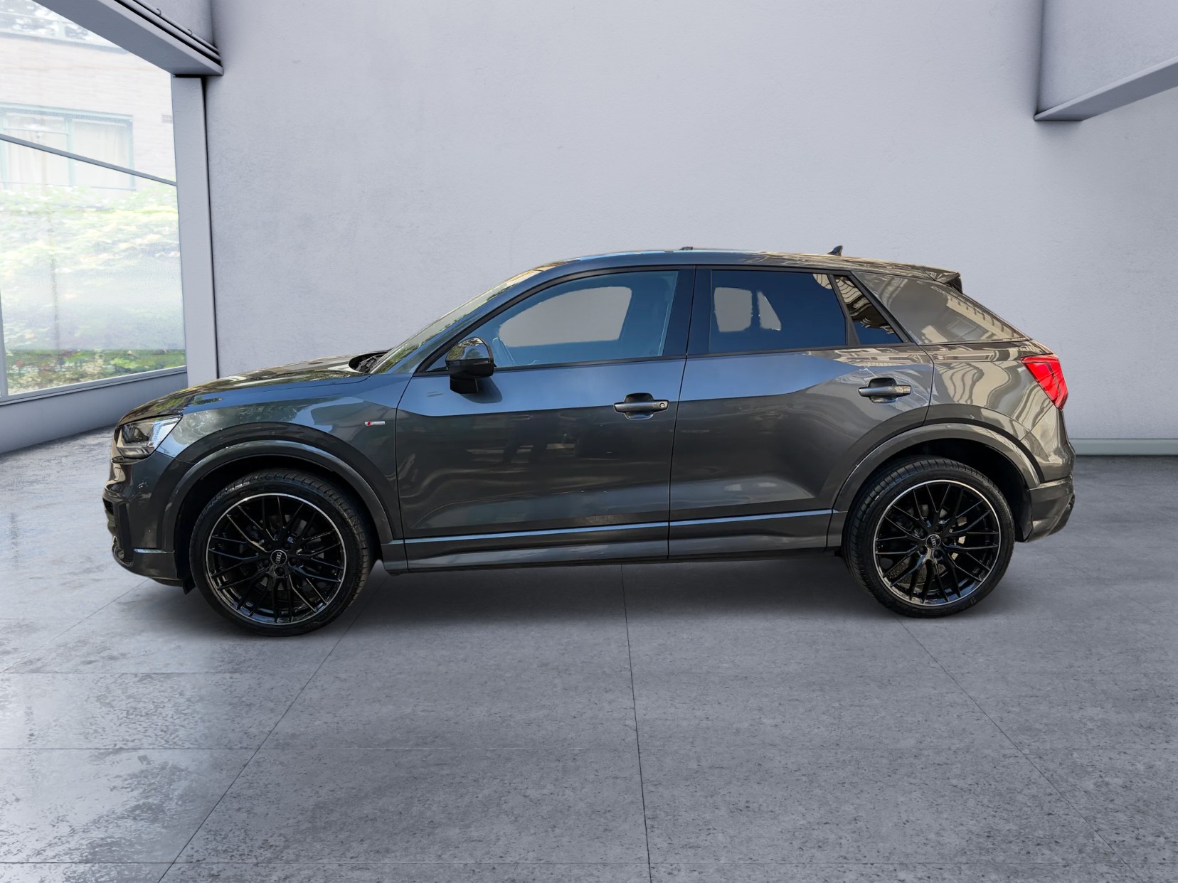 AUDI Q2 40 TFSI S Line Sport Attraction quattro S-tronic-image-2
