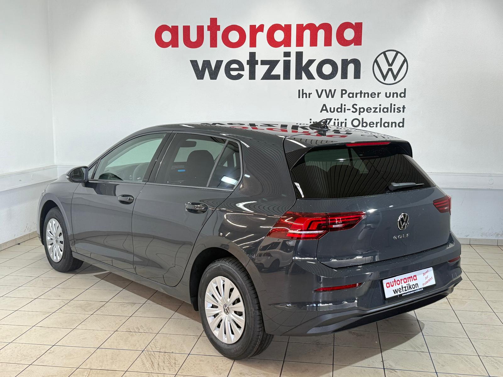 VW Golf 1.5 TSI Basis-showroom-element-2