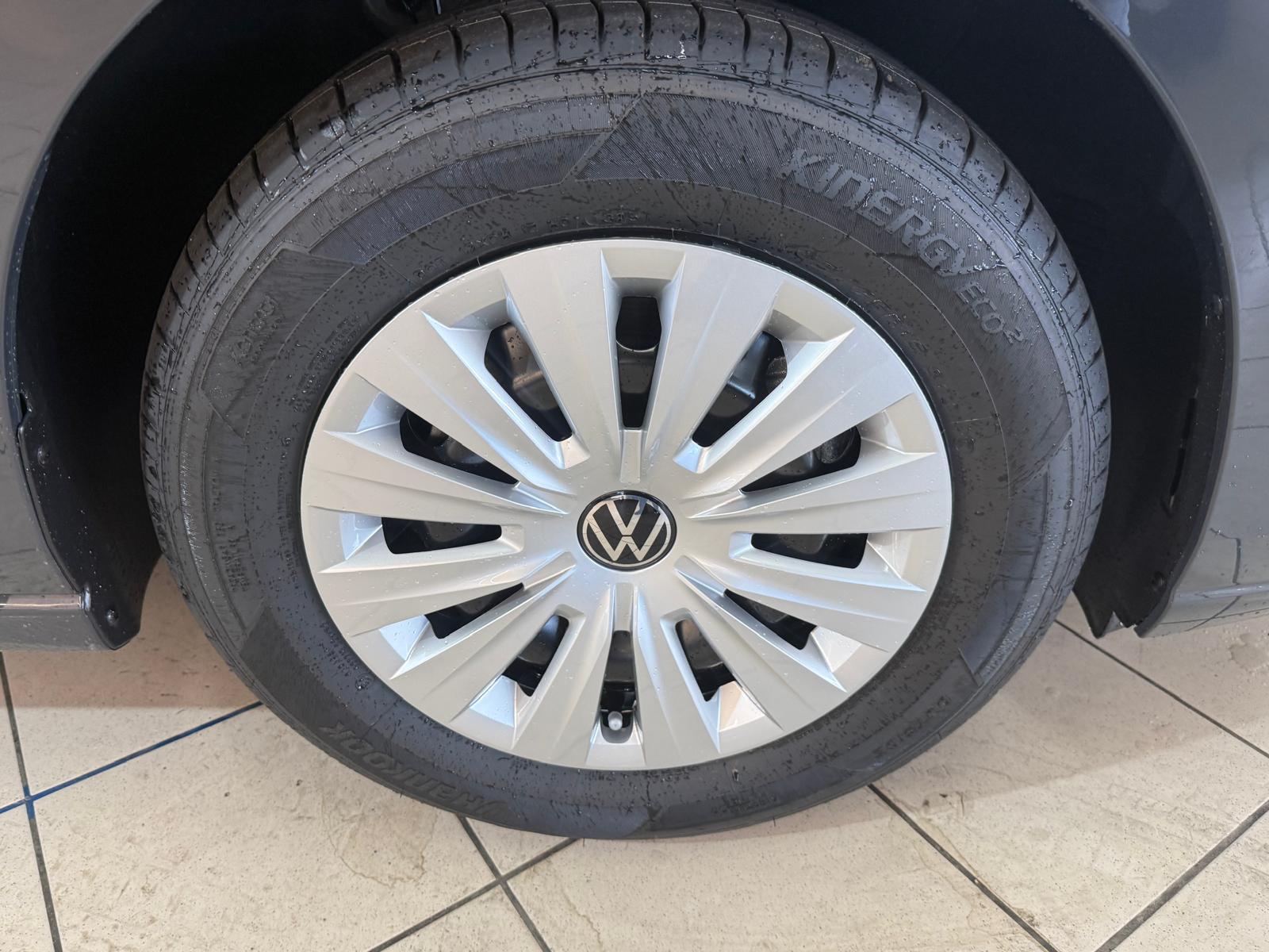 VW Golf 1.5 TSI Basis-image-4