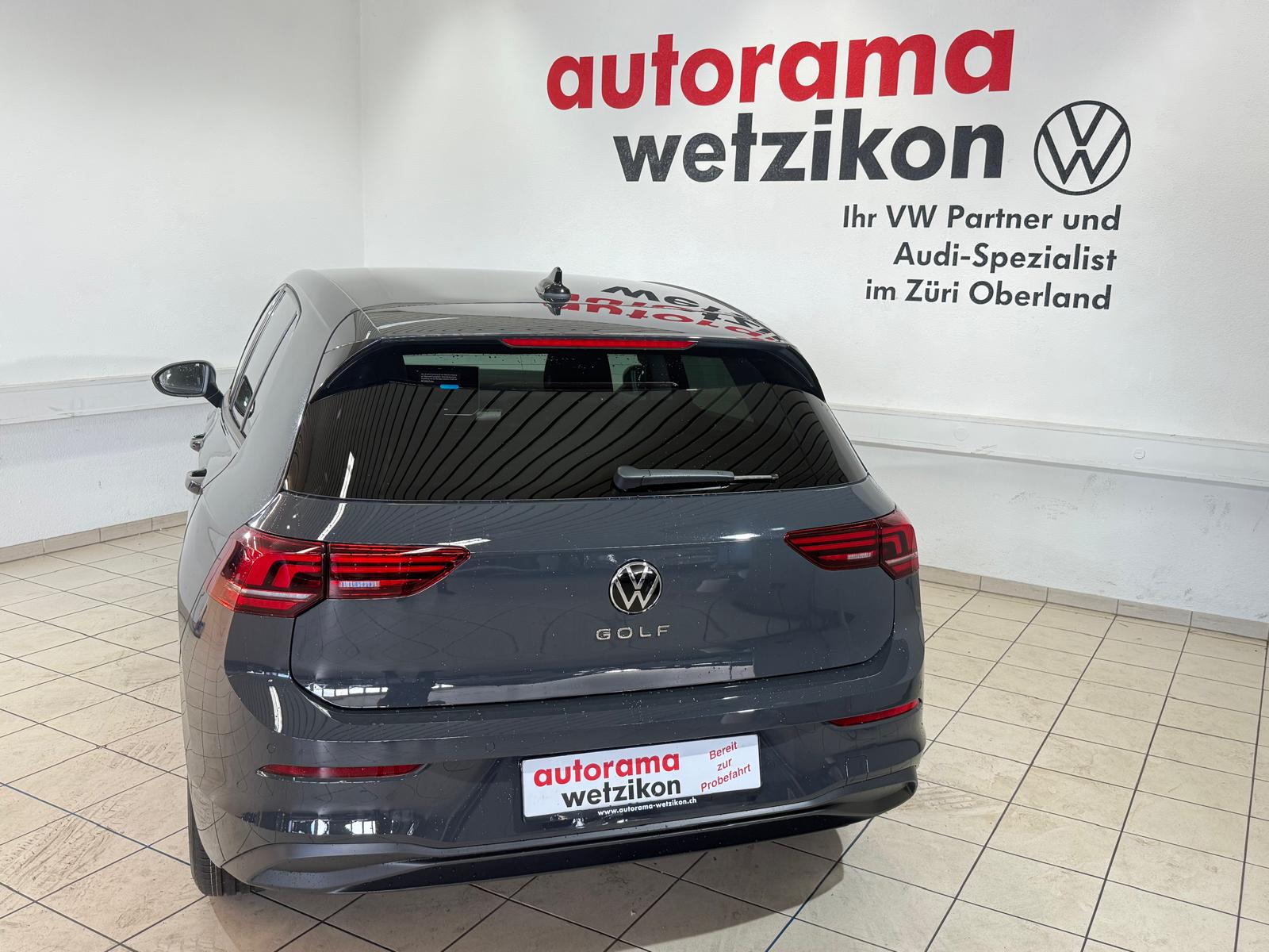 VW Golf 1.5 TSI Basis-showroom-element-3