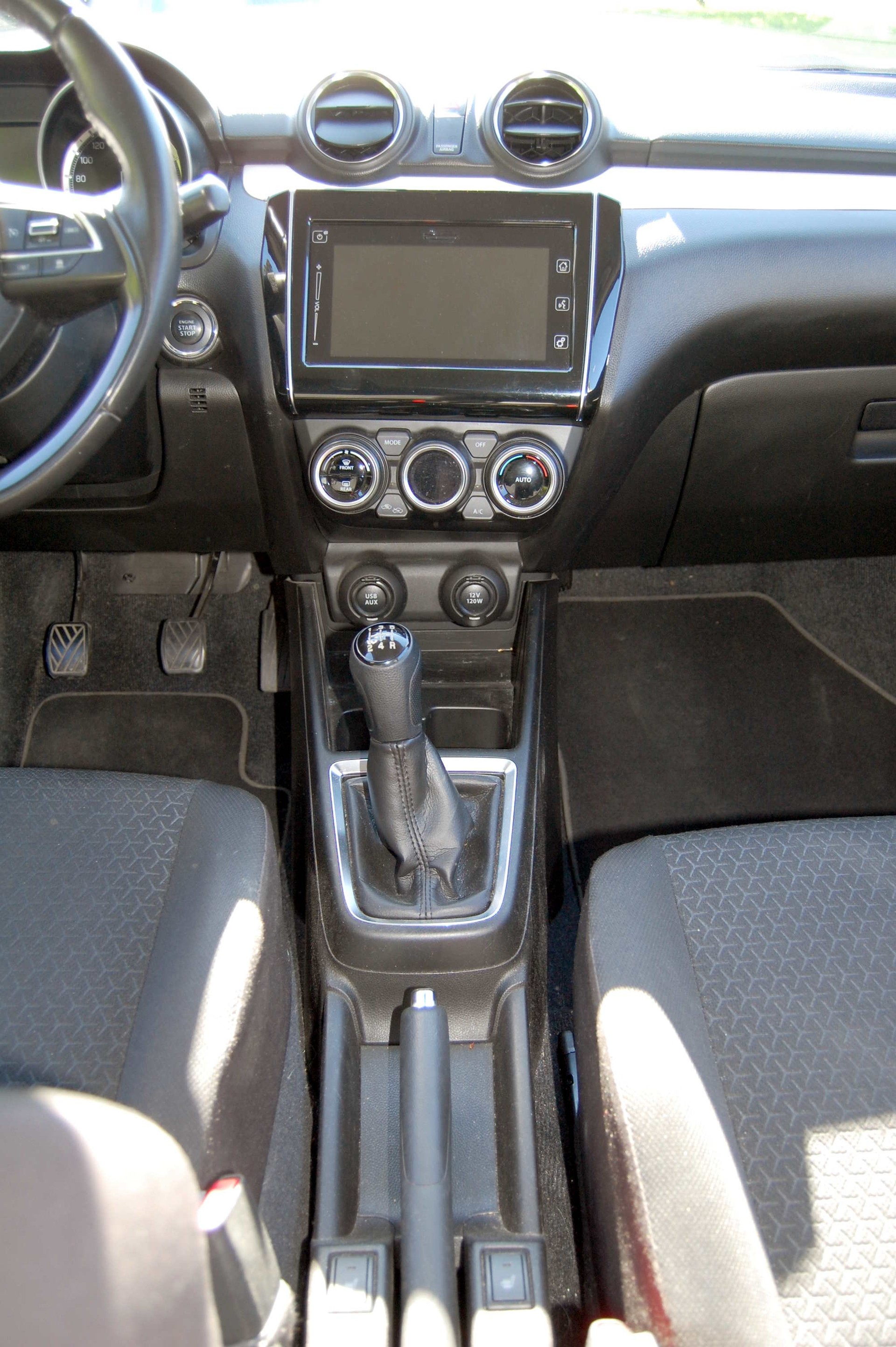 SUZUKI Swift 1.2i 16V SHVS Compact Top Hybrid Allgrip 4x4-image-7