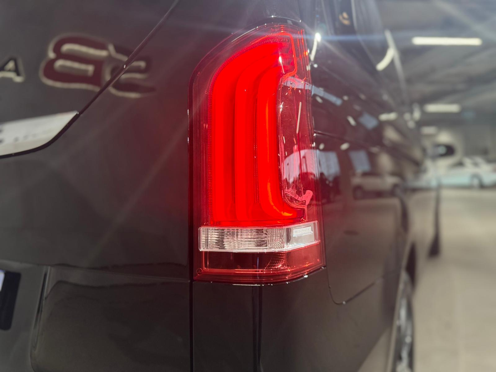 MERCEDES-BENZ V 250 d Avantgarde 9G-Tronic-image-6