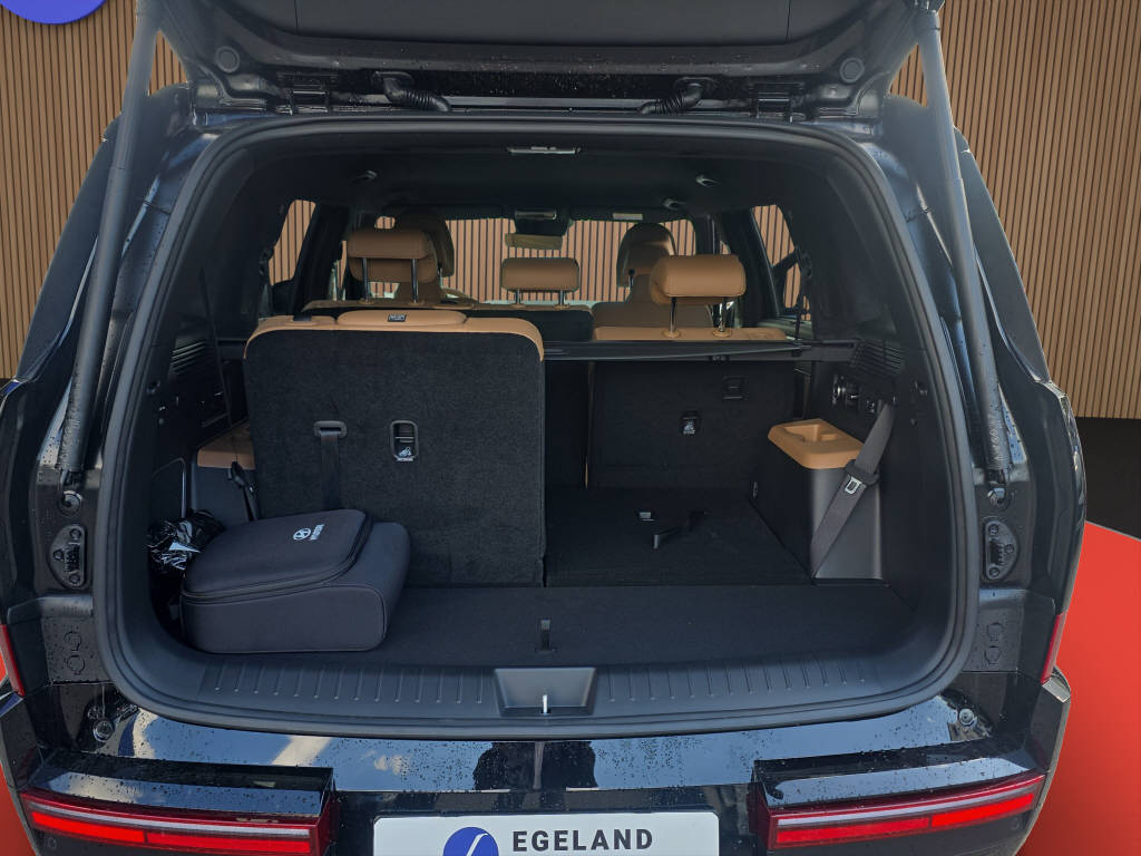 HYUNDAI Santa Fe 1.6 T-GDi PHEV Calligraphy AWD 7Plätzer-image-14