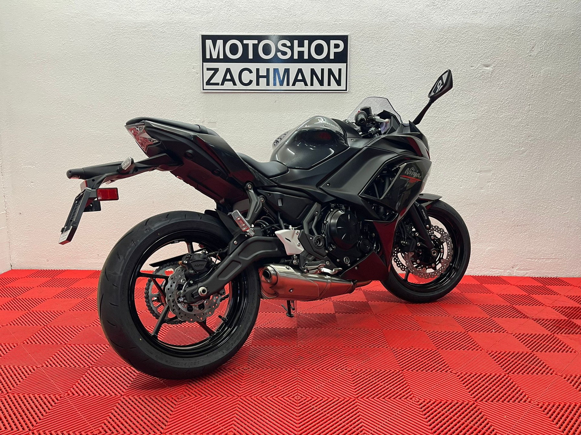 KAWASAKI Ninja 650-image-5