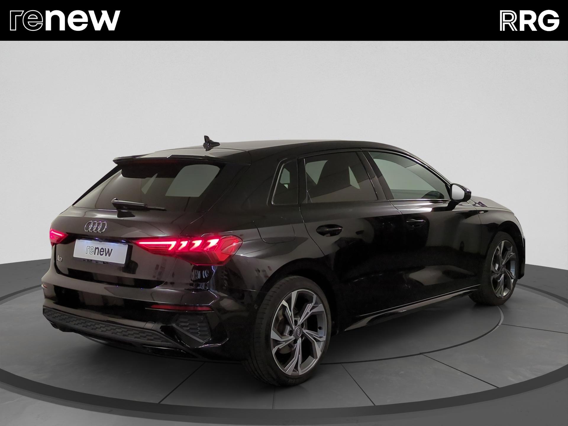 AUDI A3 Sportback 35 TFSI S line Attraction S-tronic-showroom-element-2