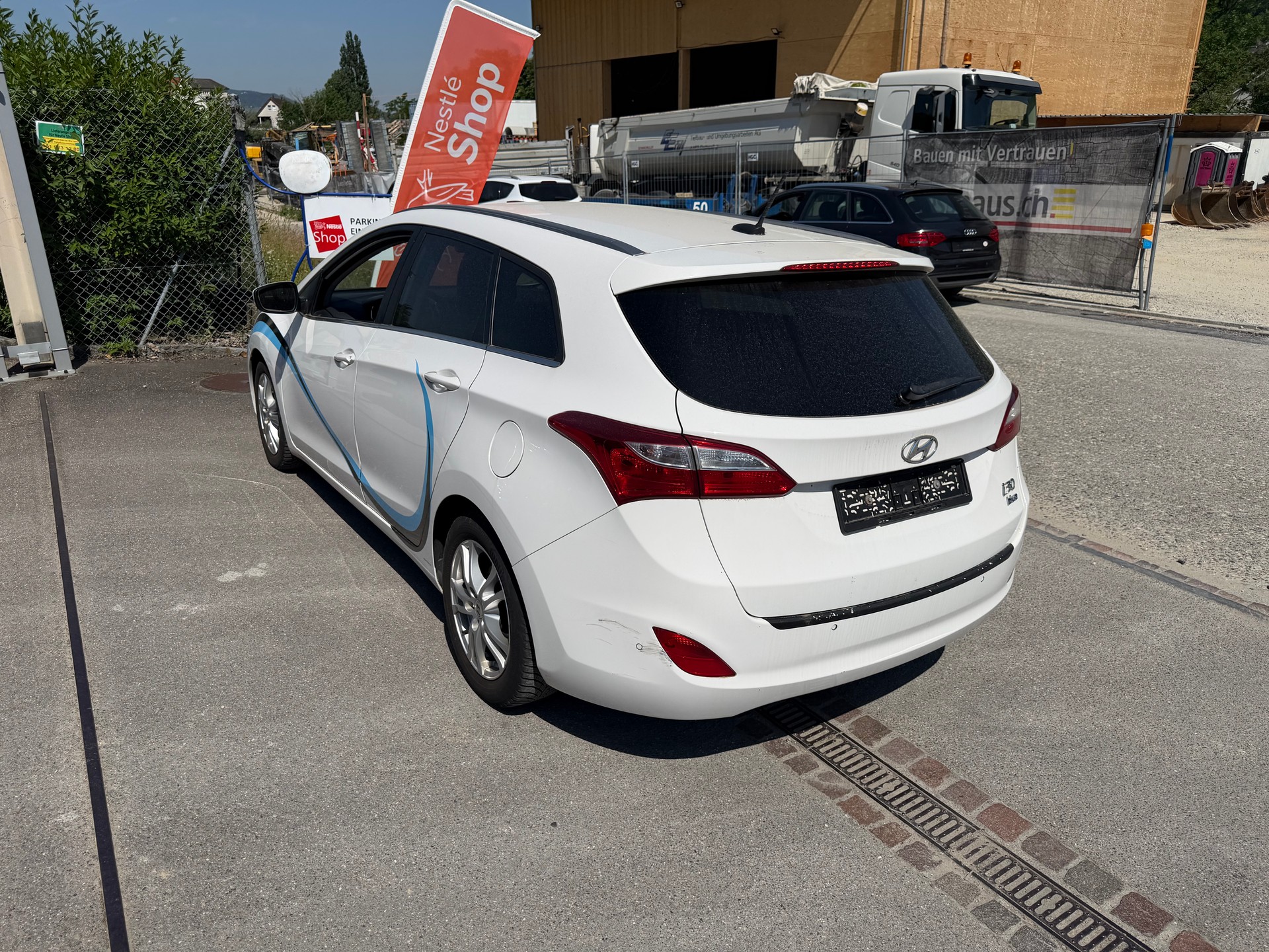 HYUNDAI i30 Wagon 1.6 CRDi Style-image-1
