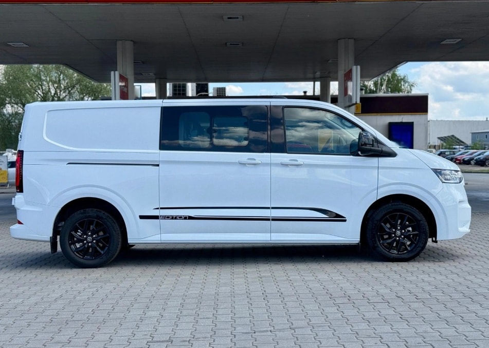 VW Transporter Van Plus-image-4