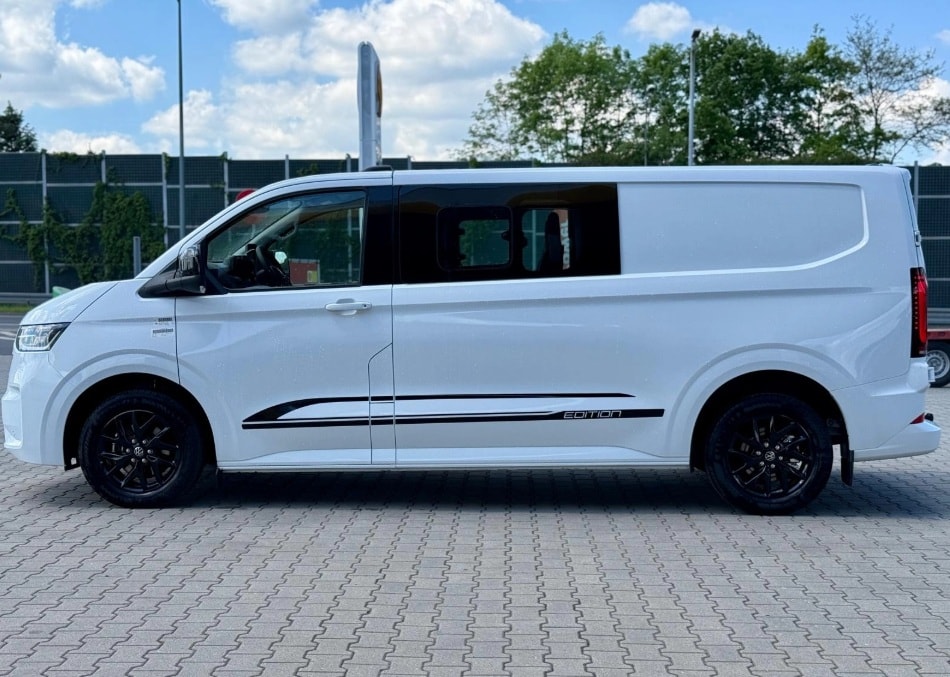 VW Transporter Van Plus-showroom-element-3