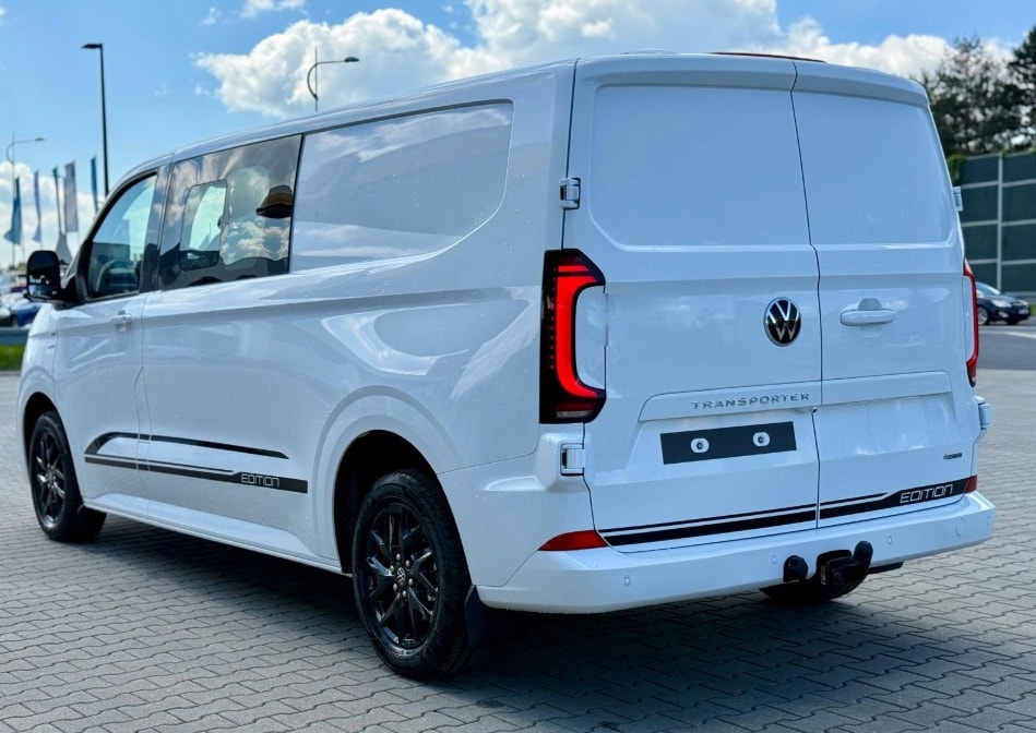 VW Transporter Van Plus-image-5
