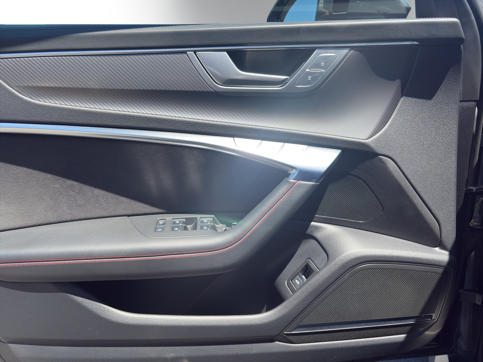 AUDI RS6 Avant Performance qu-image-9