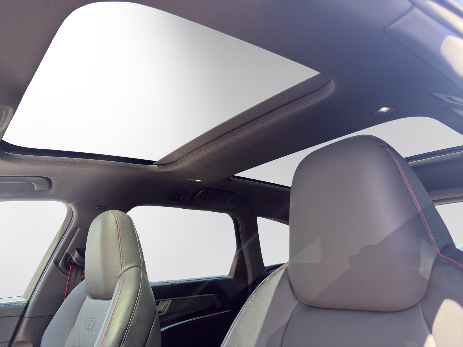 AUDI RS6 Avant Performance qu-image-8
