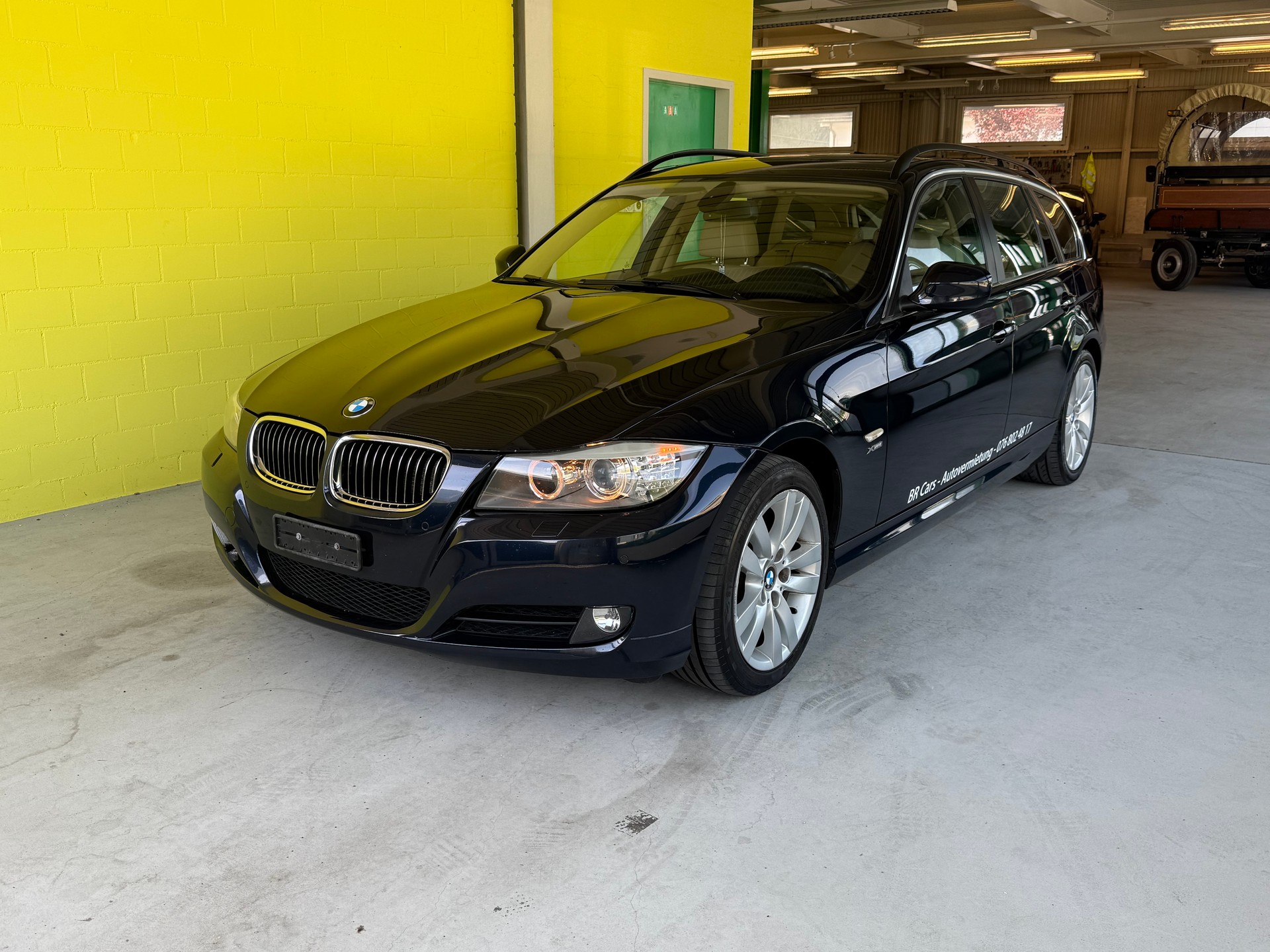 BMW 325i xDrive Touring Steptronic