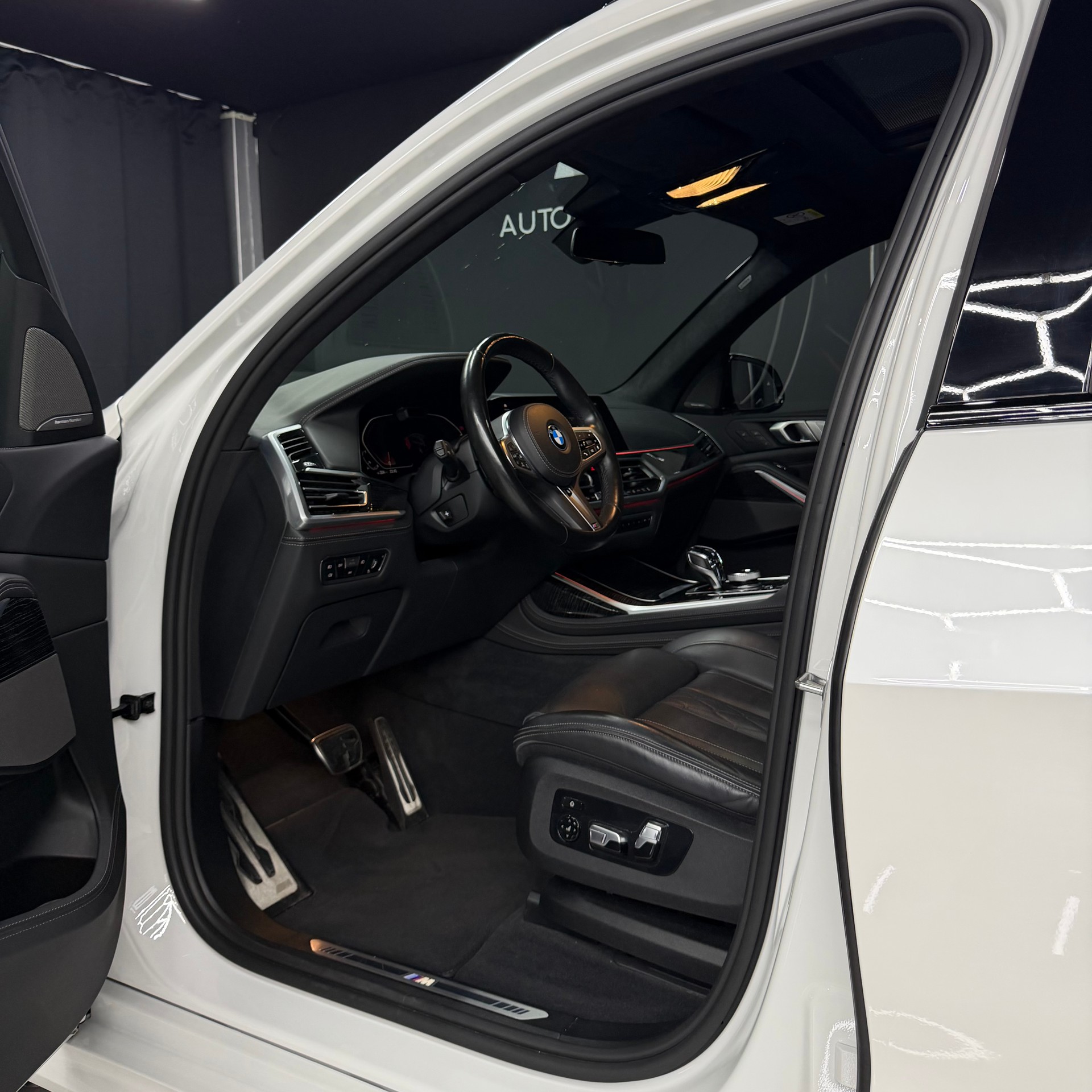 BMW X7 xDrive 48V 40i Steptronic-image-7