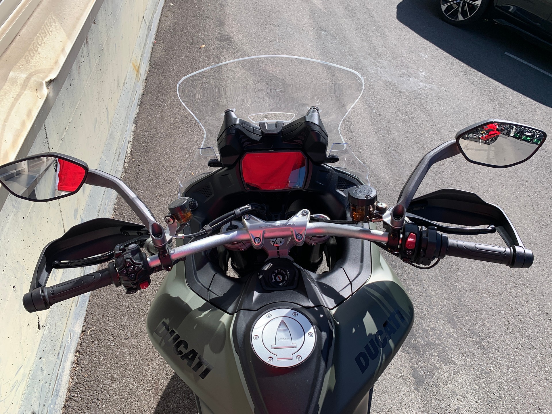 DUCATI MULTISTRADA V2 S-image-4
