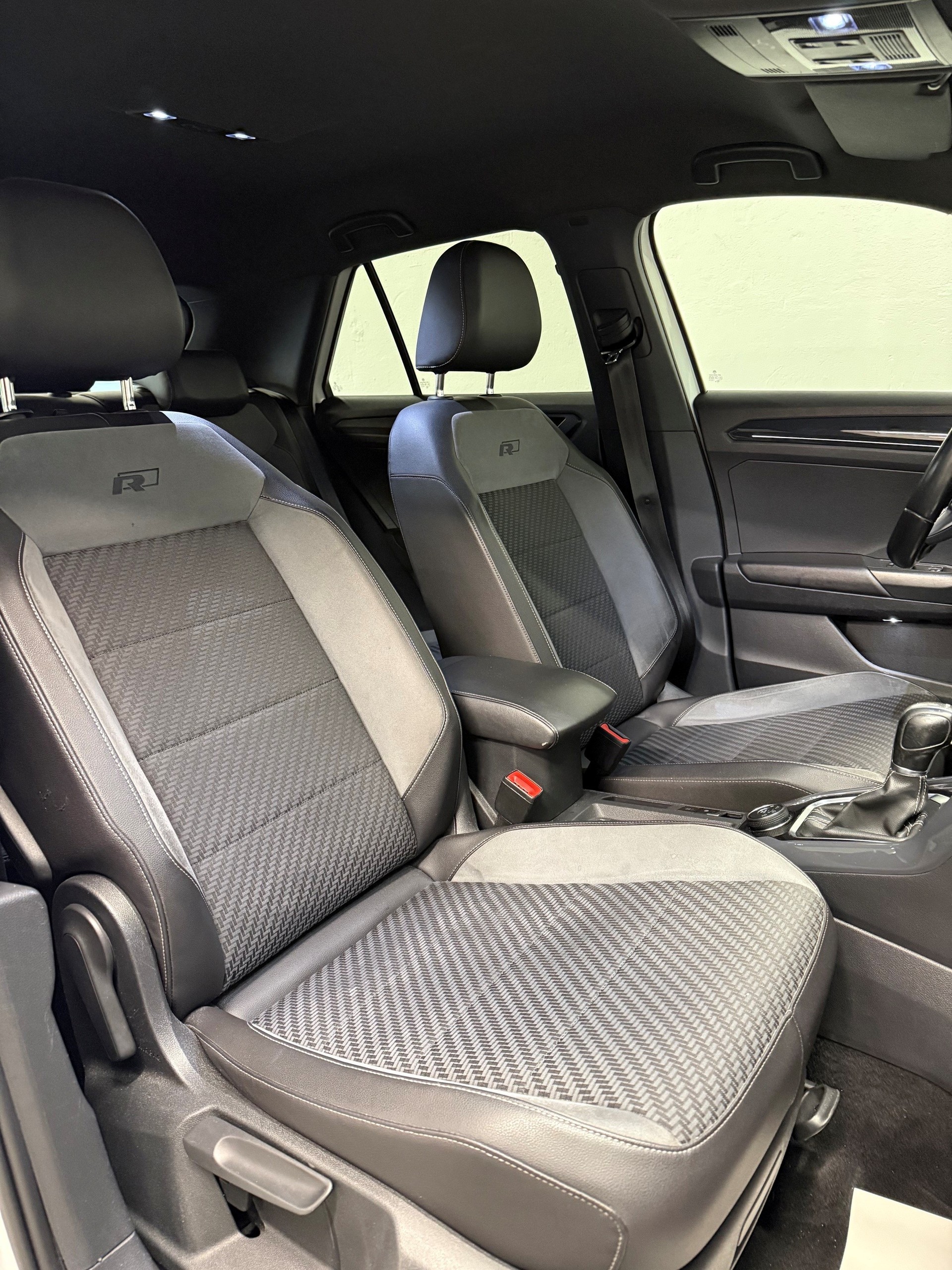 VW T-Roc 2.0 TSI Sport DSG 4Motion-image-8
