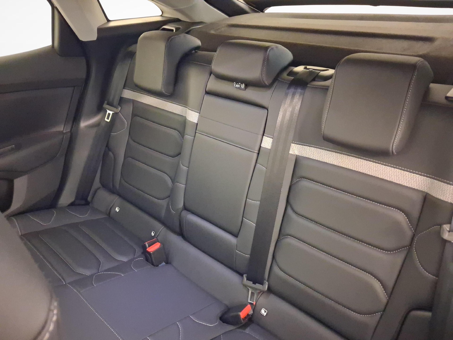 CITROEN e-C4 Shine Pack-image-10