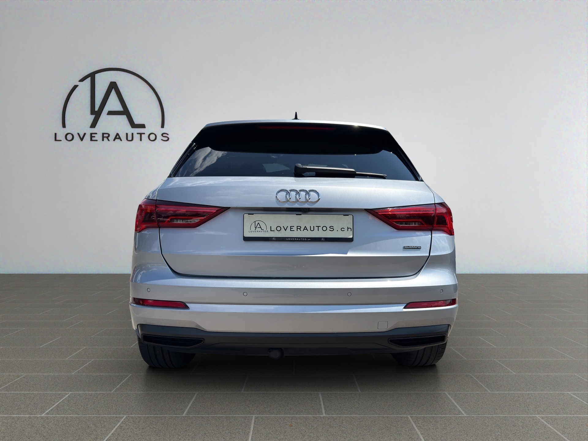 AUDI Q3 40 TFSI advanced quattro S-tronic-image-3