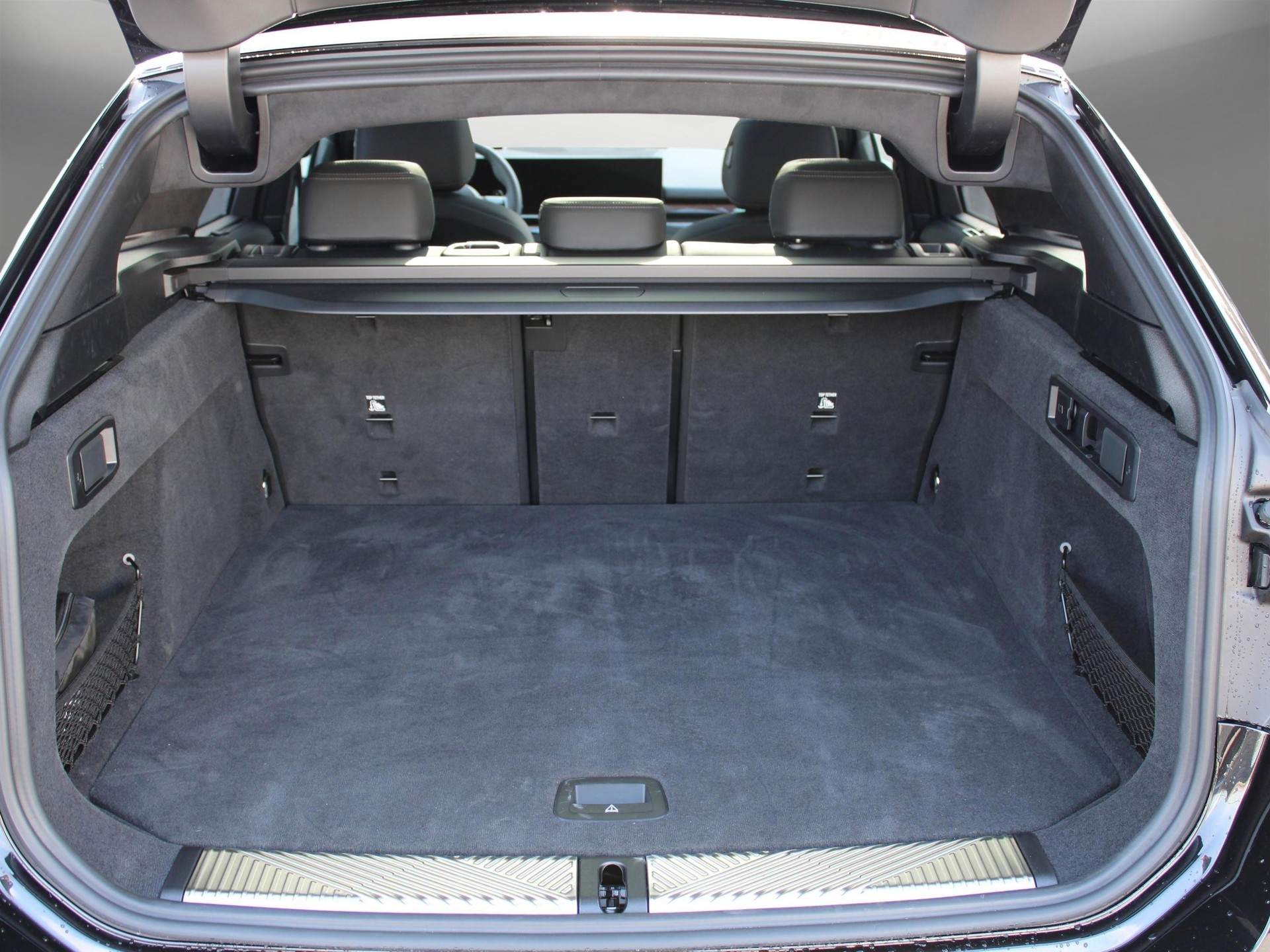 BMW 540d xDrive Tour M Sport Pro-image-15