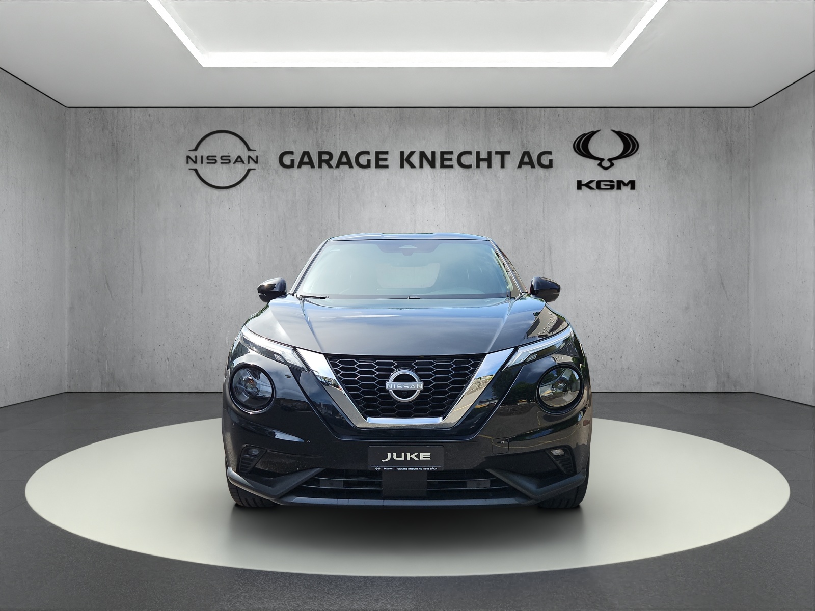 NISSAN Juke 1.0 DIG-T Tekna-showroom-element-2