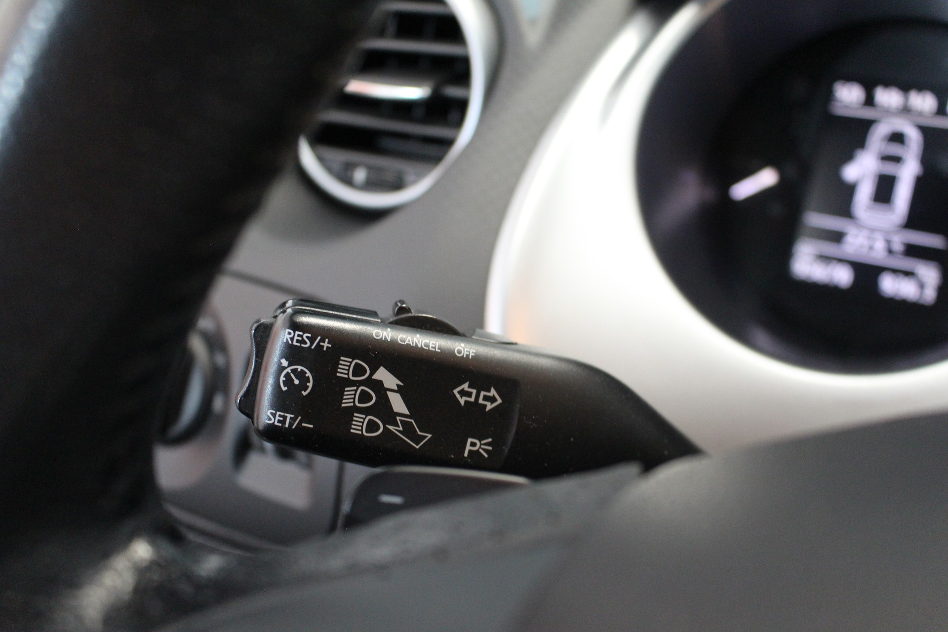 SEAT Altea 2.0 TDI DPF Style DSG-image-14