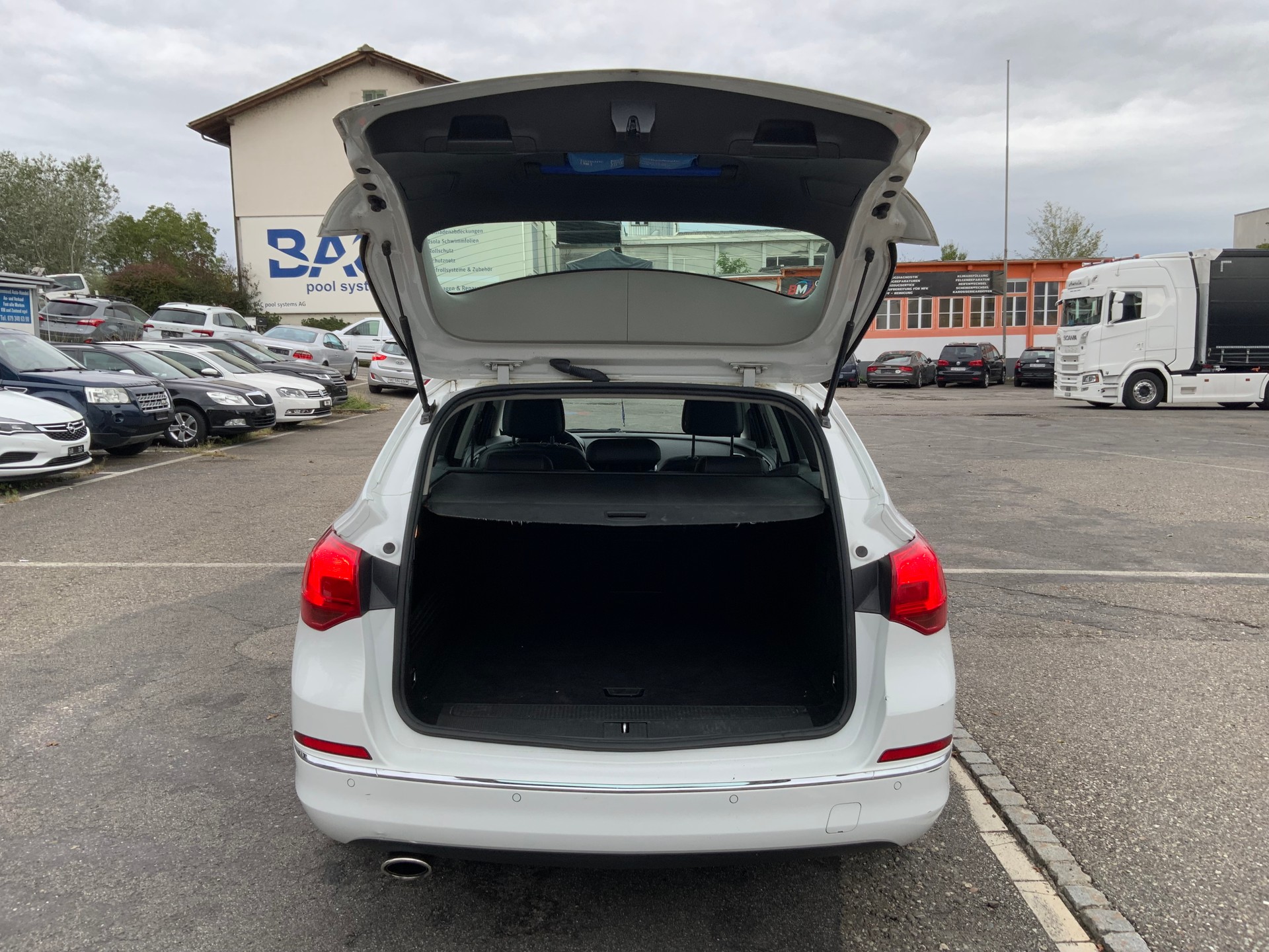 OPEL Astra SportsTourer 2.0 CDTi Sport Automatic-image-6