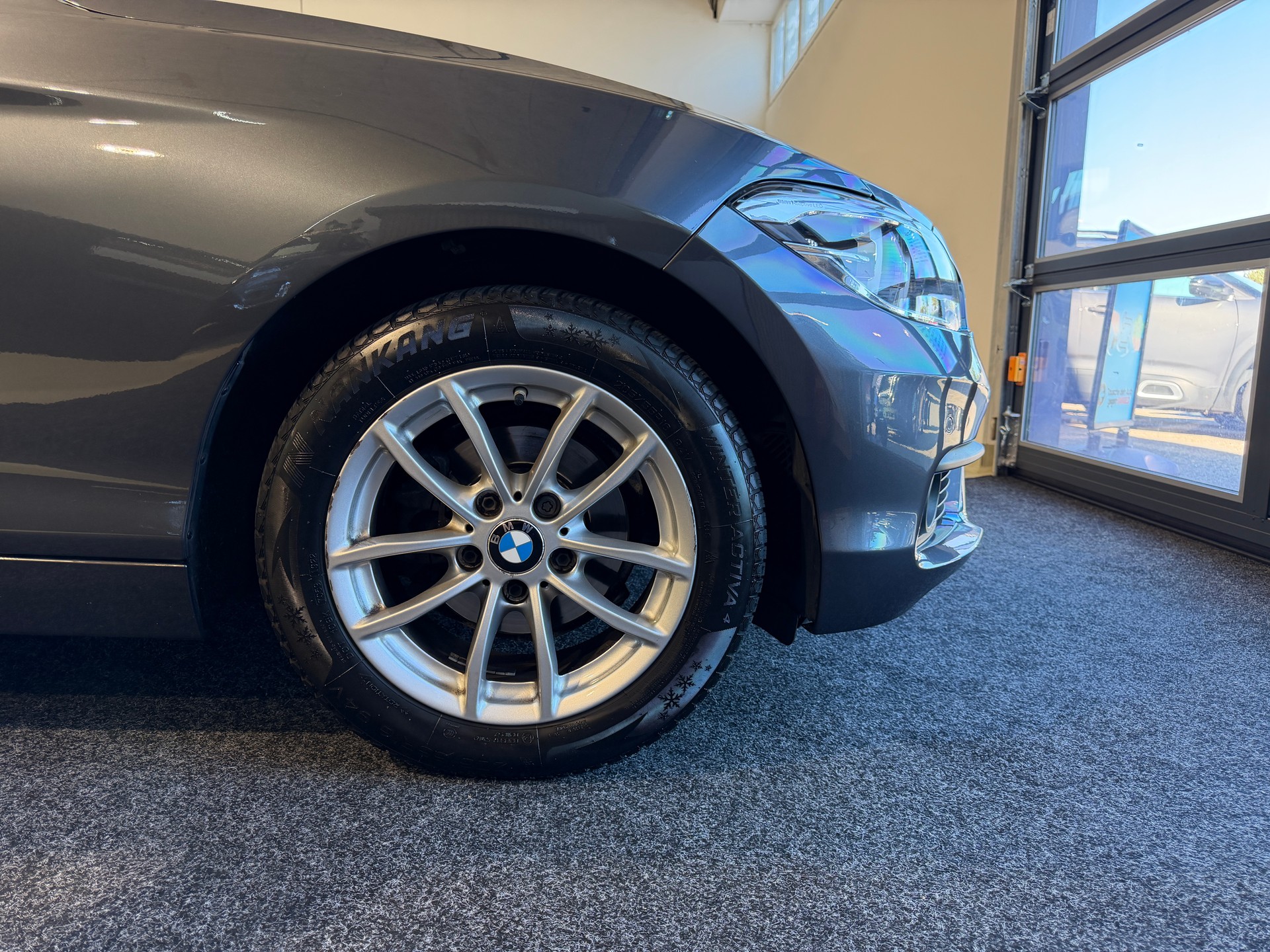 BMW 118i Steptronic-image-9