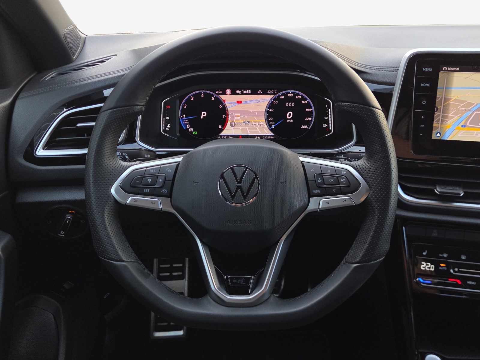 VW T-Roc 2.0 TSI R-Line DSG 4Motion-image-22