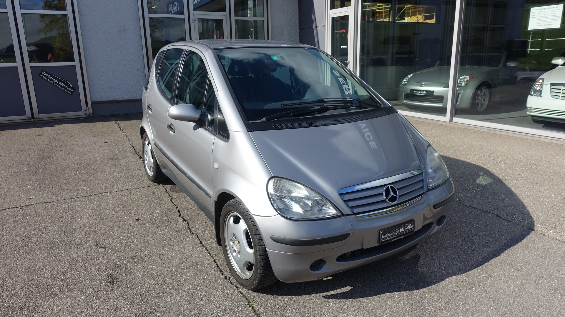 MERCEDES-BENZ A 190 Elégance-image-1