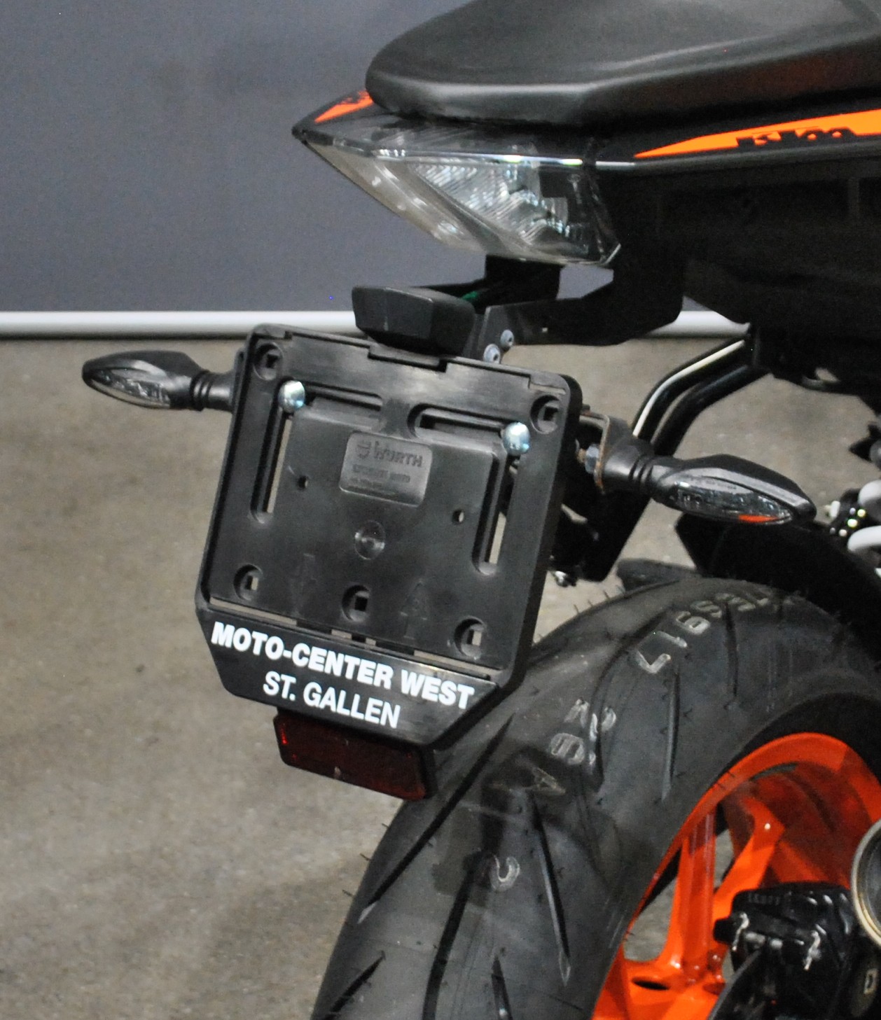 KTM 125 Duke-image-8