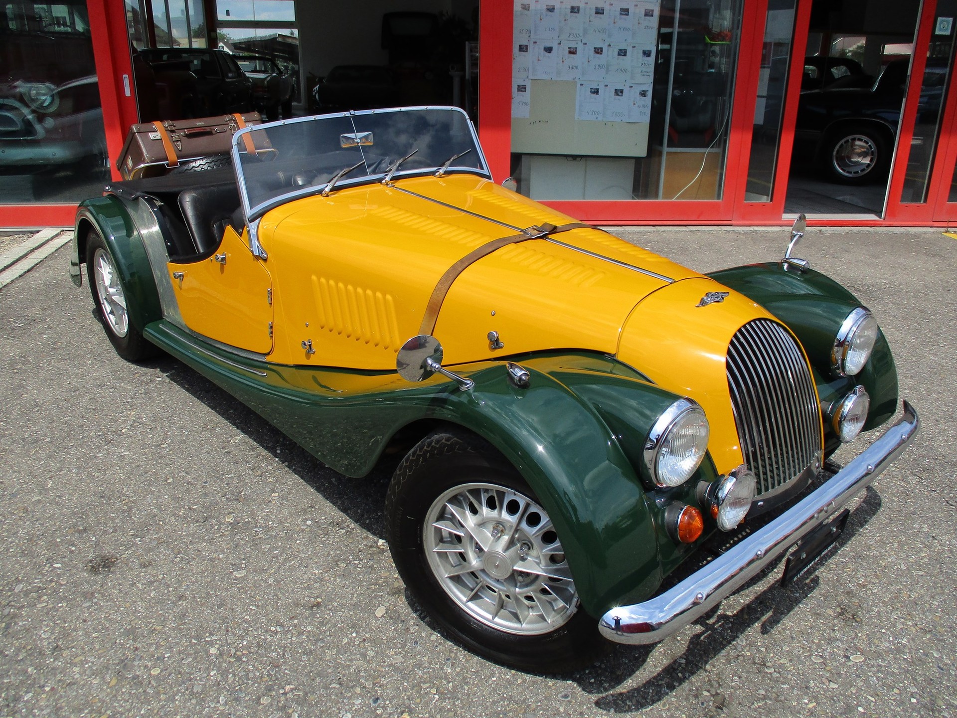 MORGAN PLUS 8 3.5 Liter V8-showroom-element-2