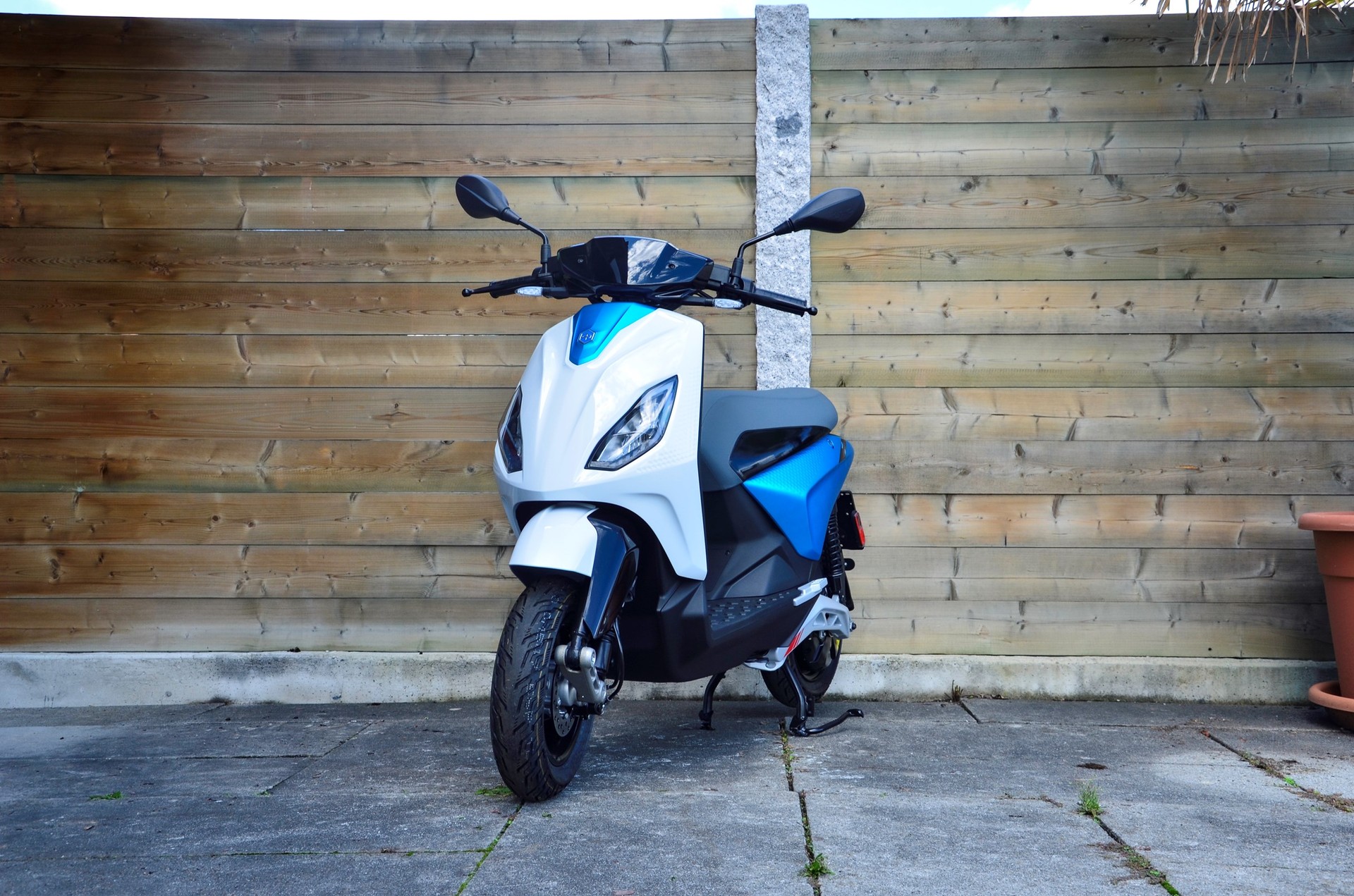 PIAGGIO Piaggio 1 Active 60km/h Full Electric - 4 Jahre Garantie-image-2