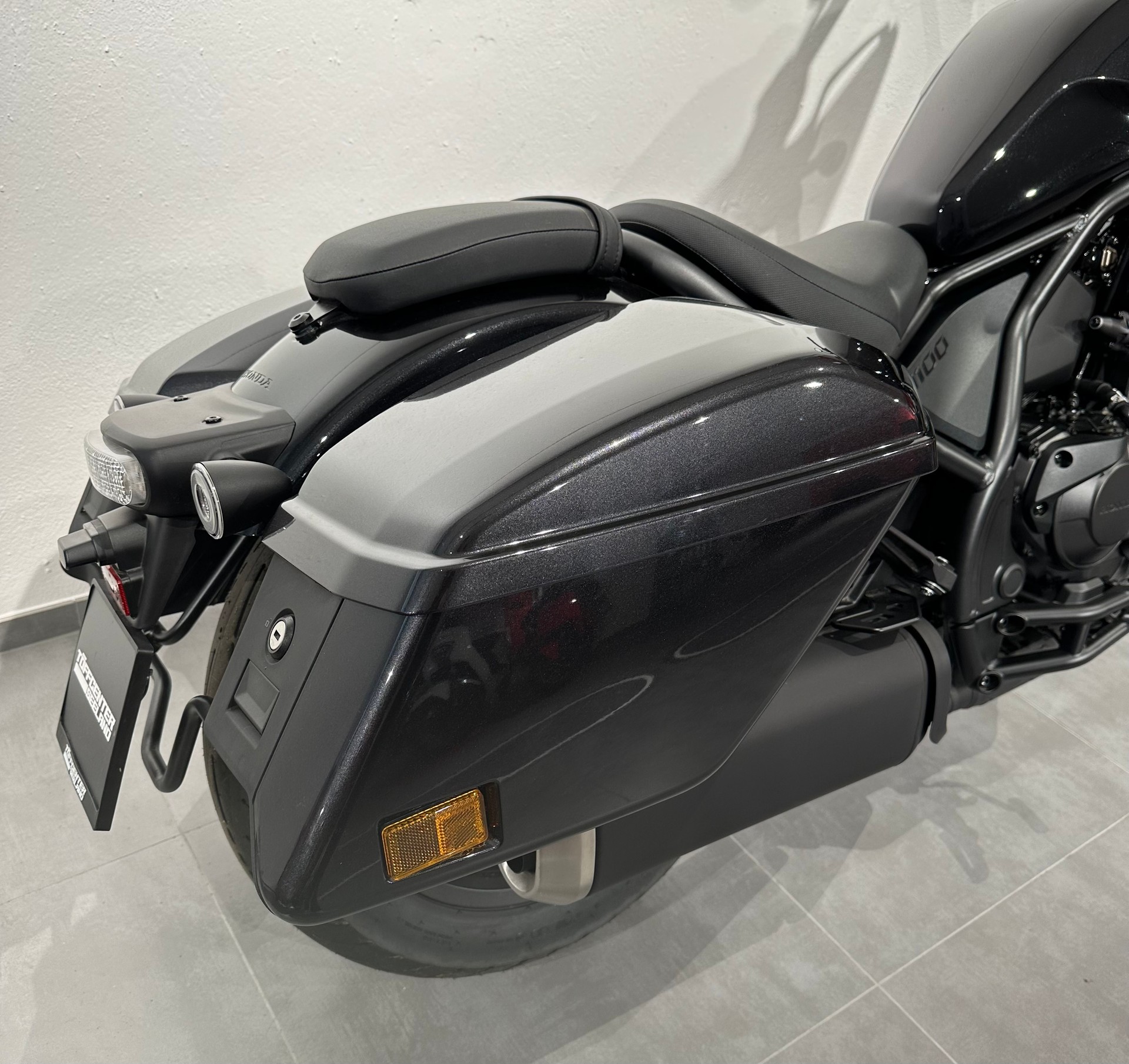 HONDA CMX 1100 Rebel Touring-image-4