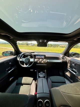 MERCEDES-BENZ EQB350 AMG Line 4Matic-image-6