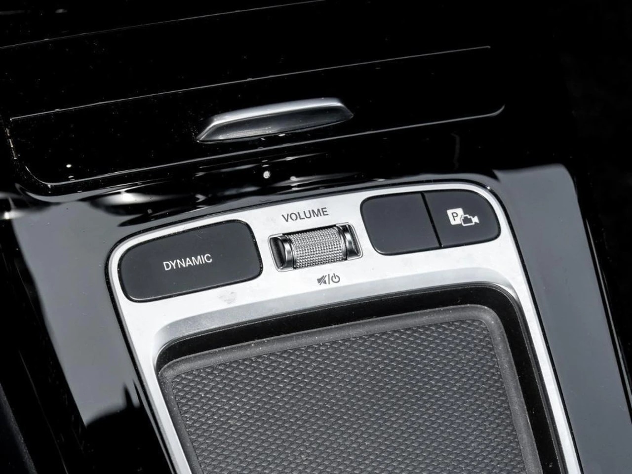 MERCEDES-BENZ EQB350 AMG Line 4Matic (Facelift)-image-14