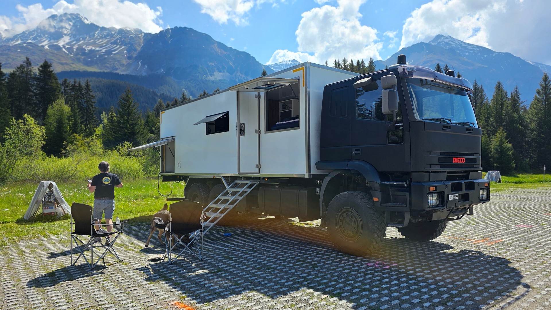 IVECO Eurotrakker 6x6