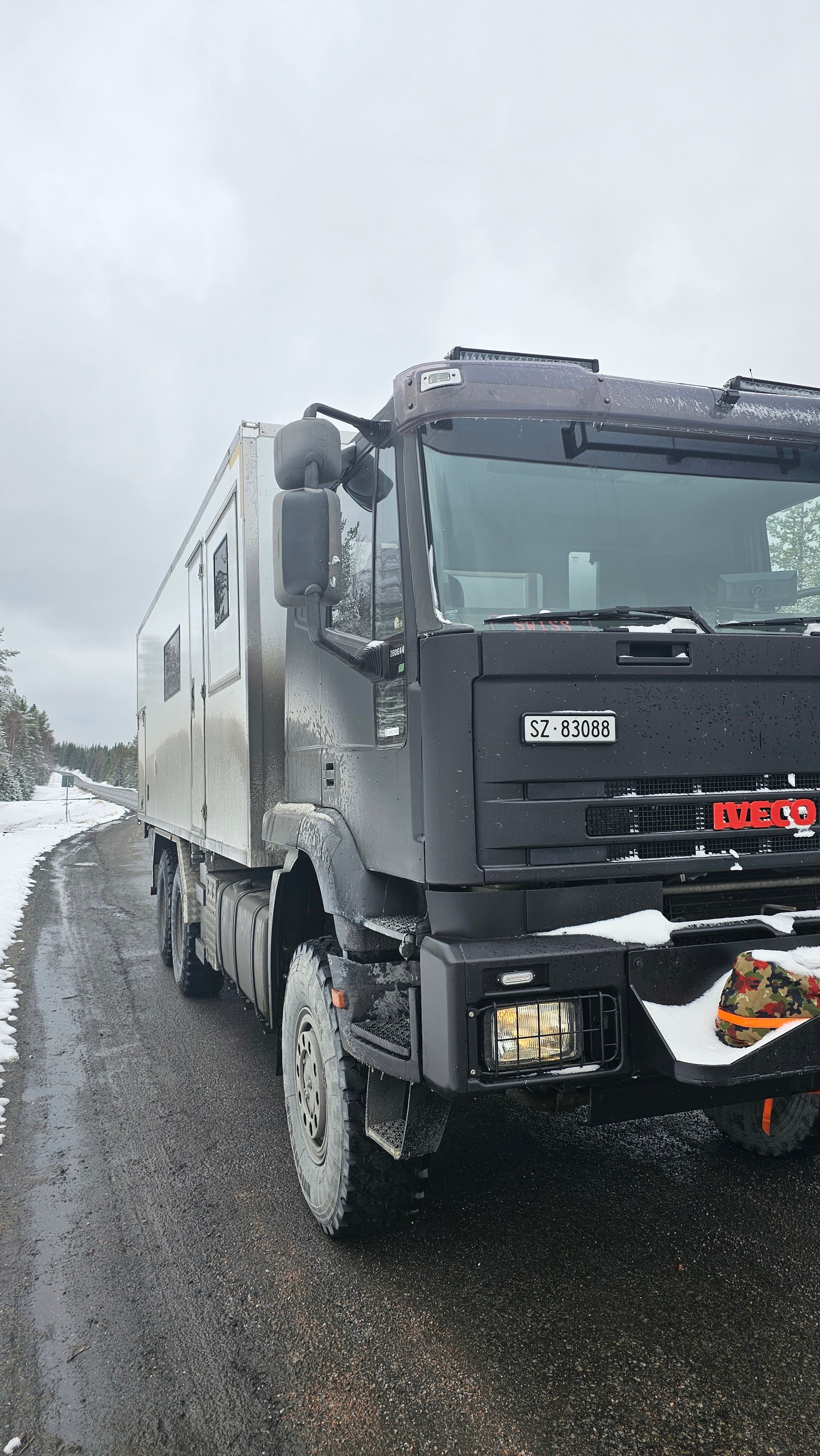 IVECO Eurotrakker 6x6-image-18
