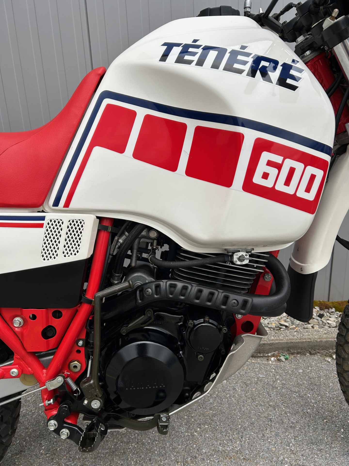 YAMAHA XT 600 Z-image-12