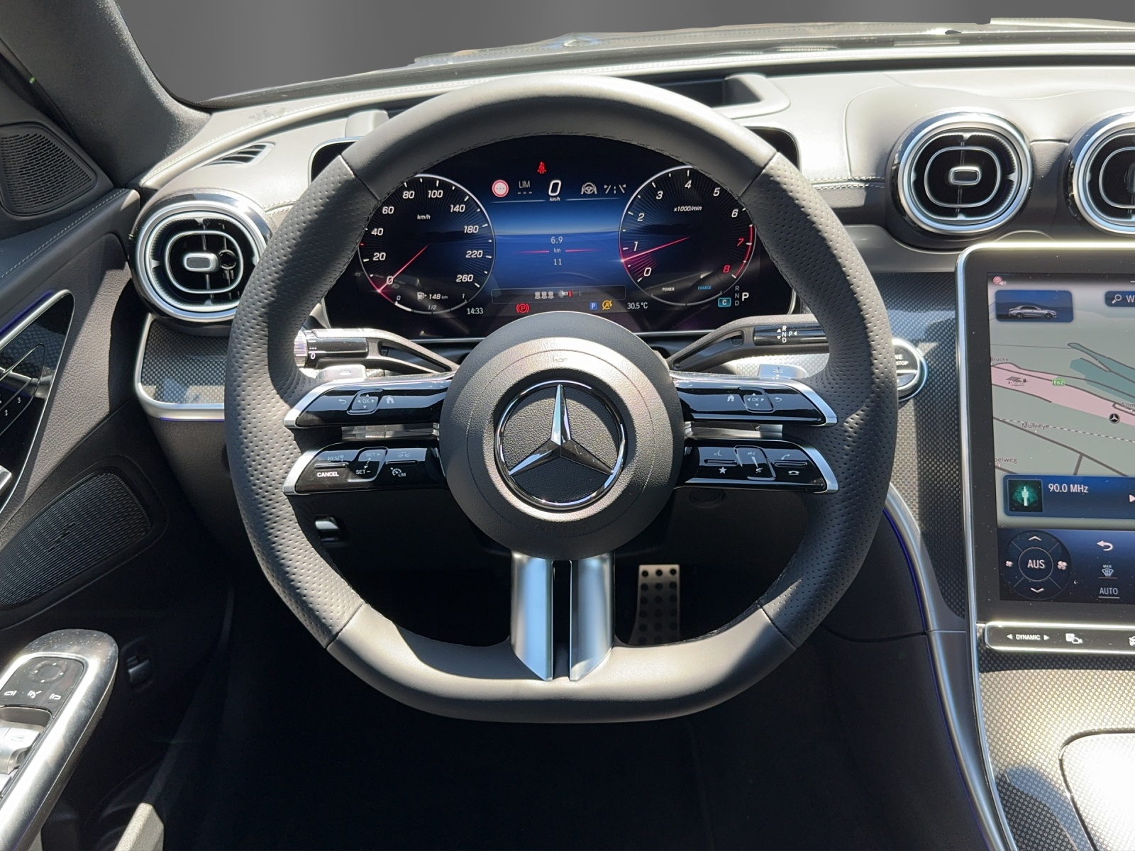 MERCEDES-BENZ C 200 4 Matic-image-9